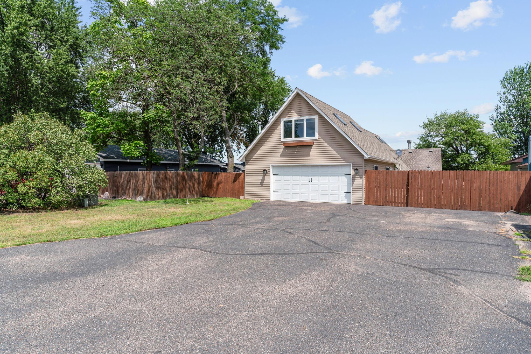 main property photo 58