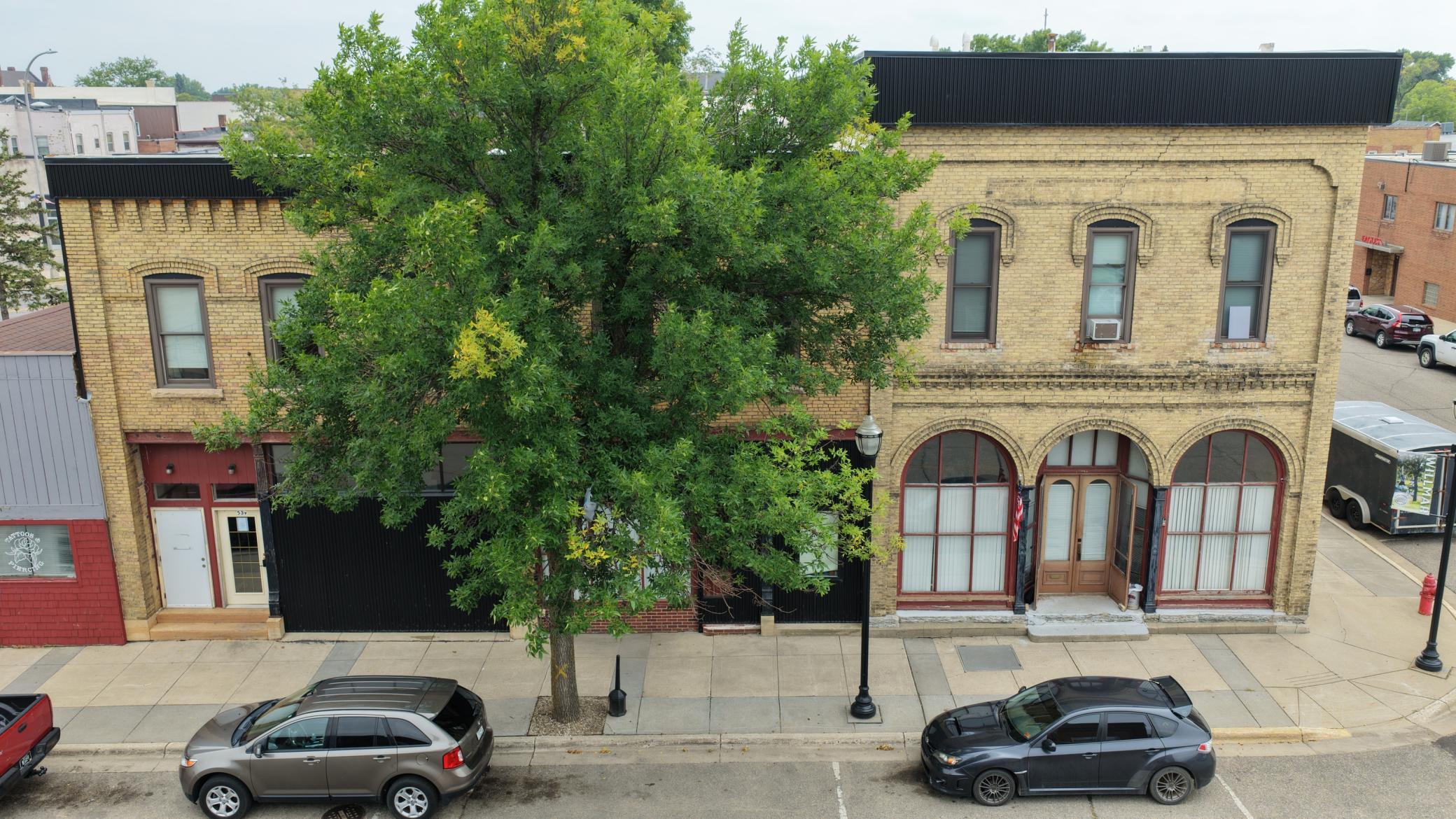 main property photo 27