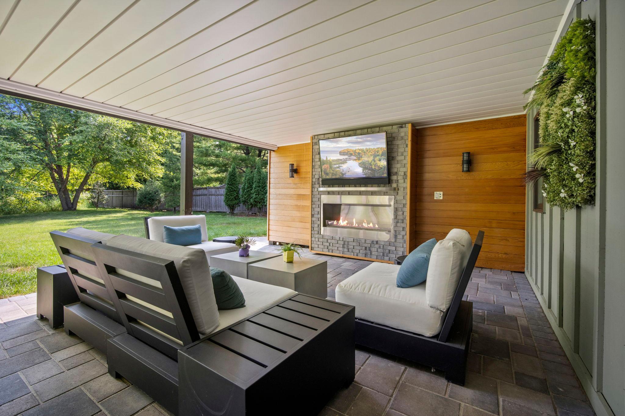 main property photo 67