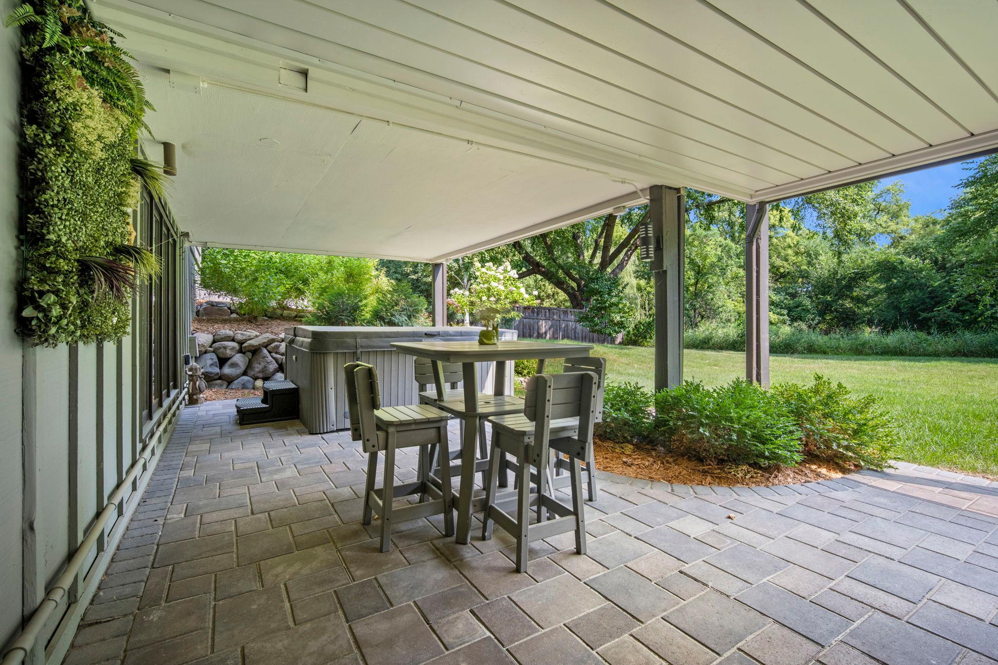 main property photo 75