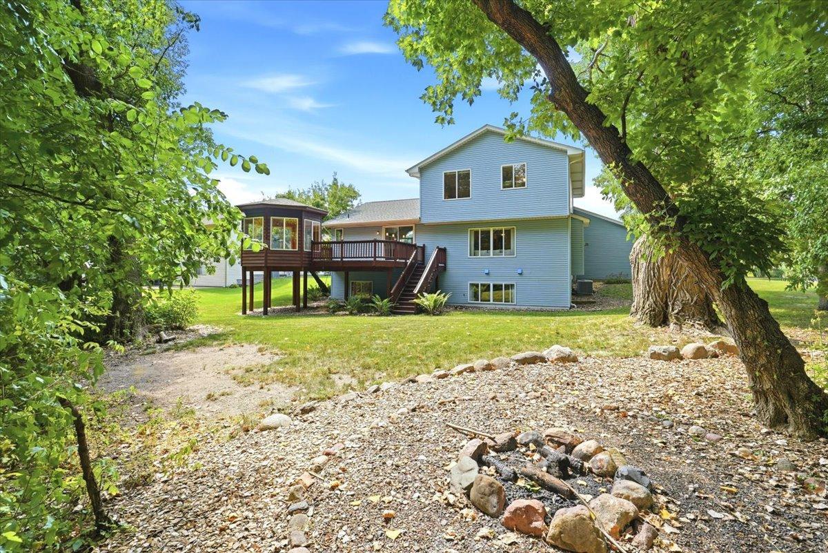 main property photo 31