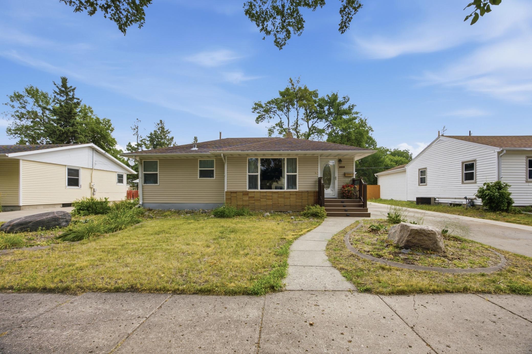 main property photo 2