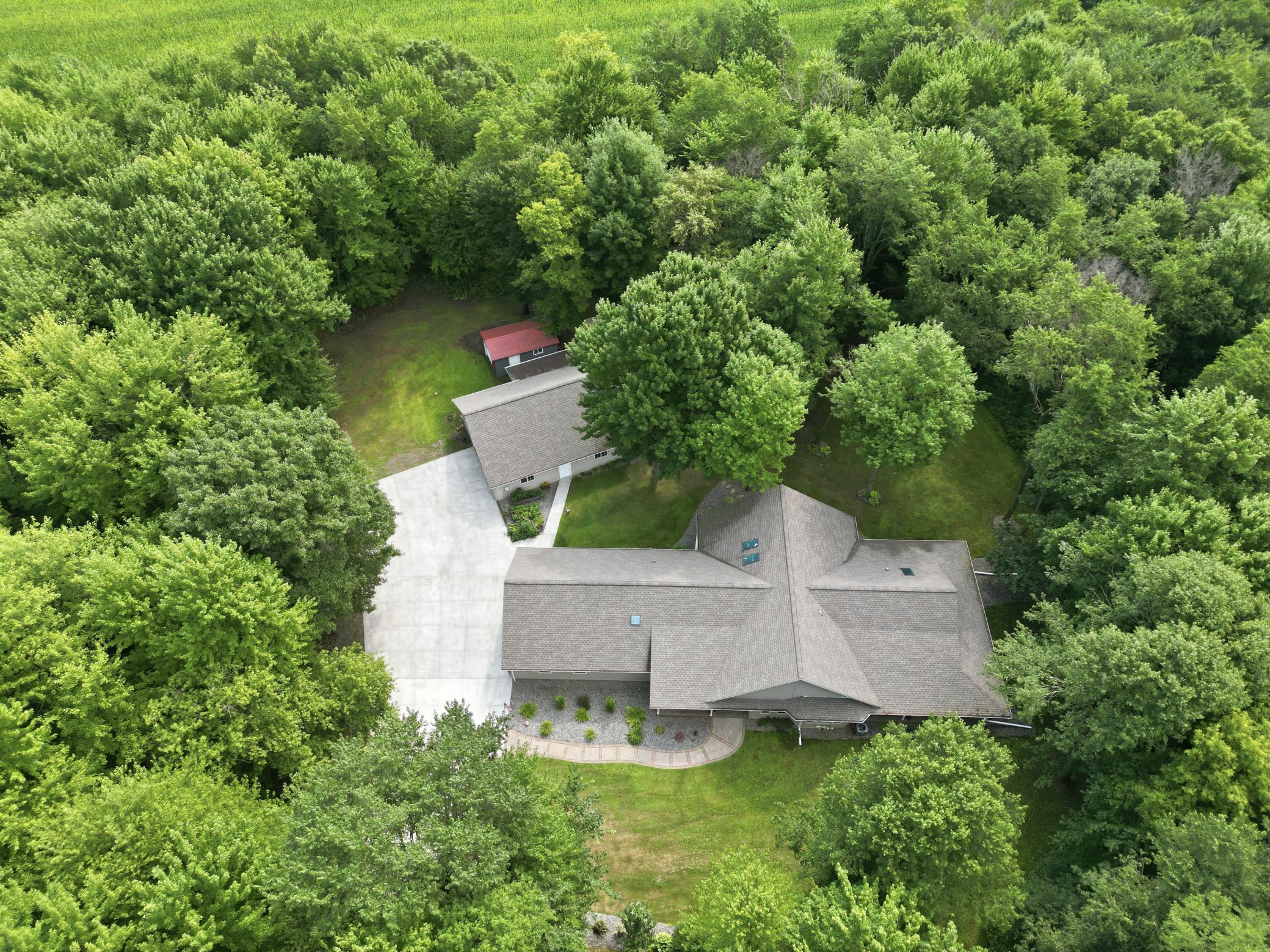 main property photo 47