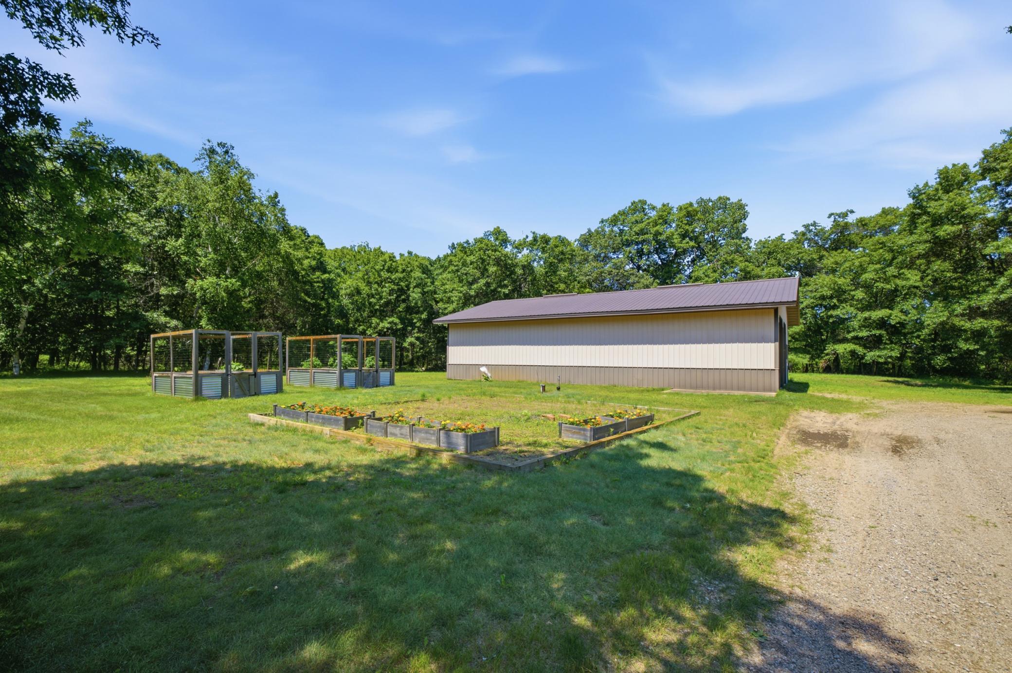 main property photo 59