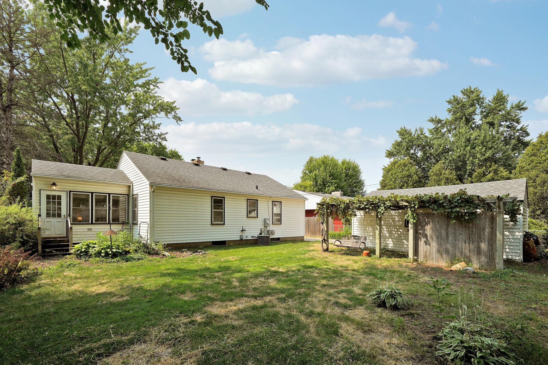 main property photo 19