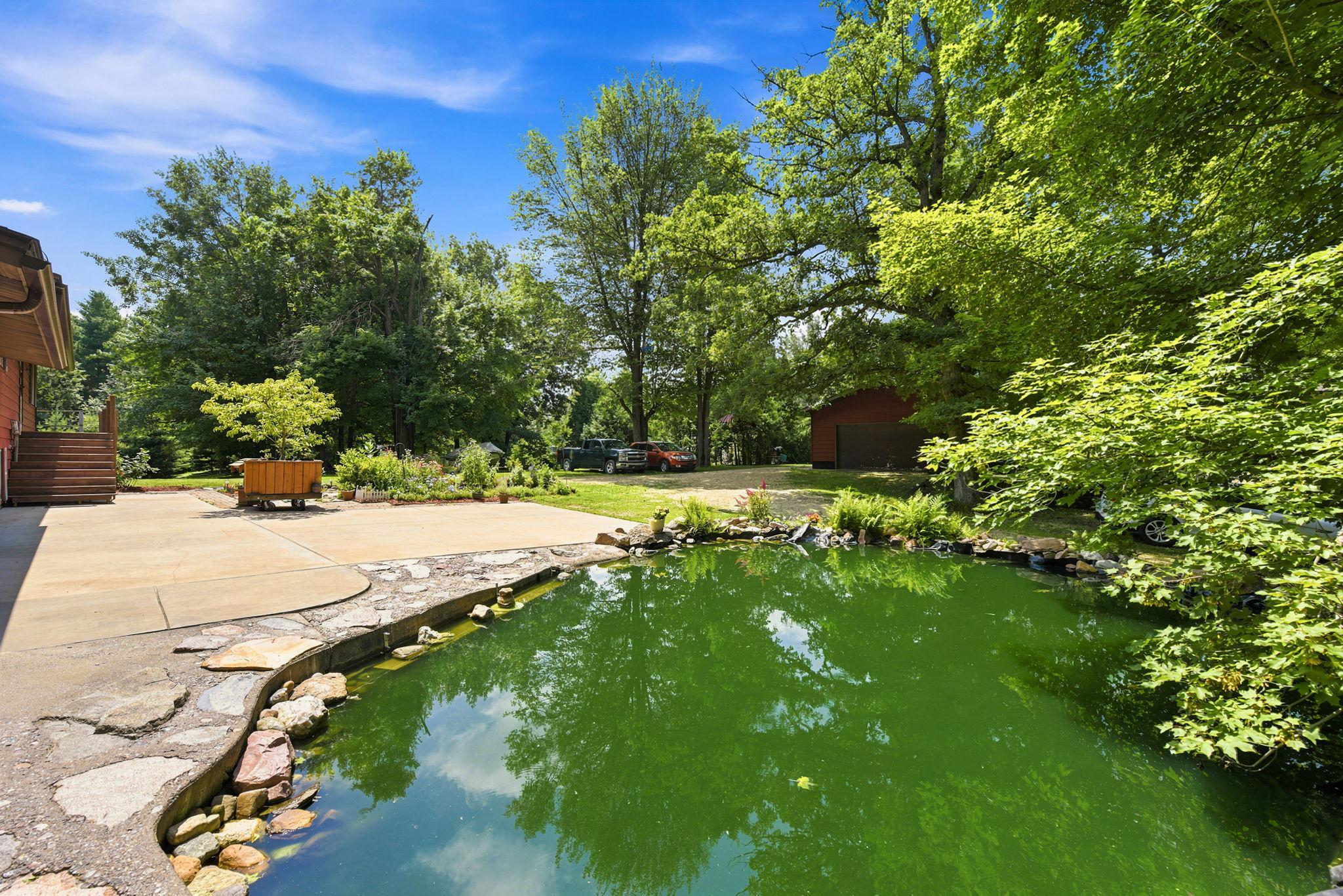 main property photo 25