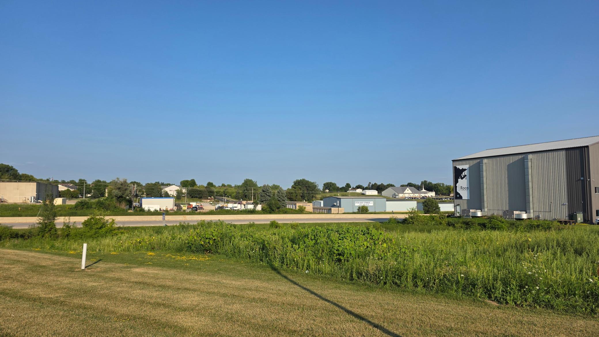 main property photo 6