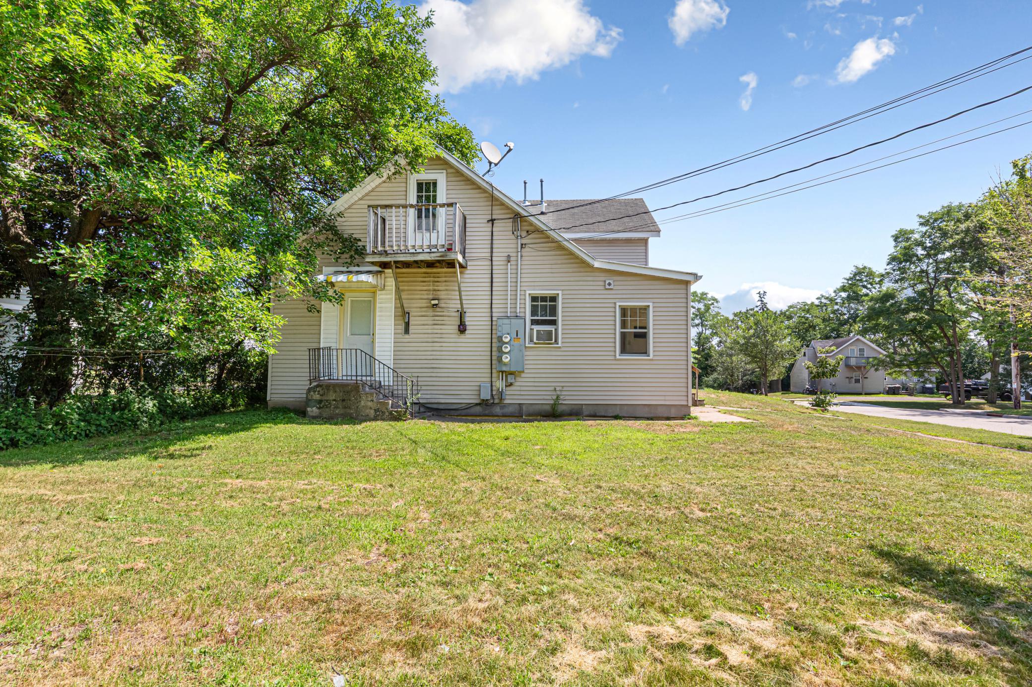 main property photo 43