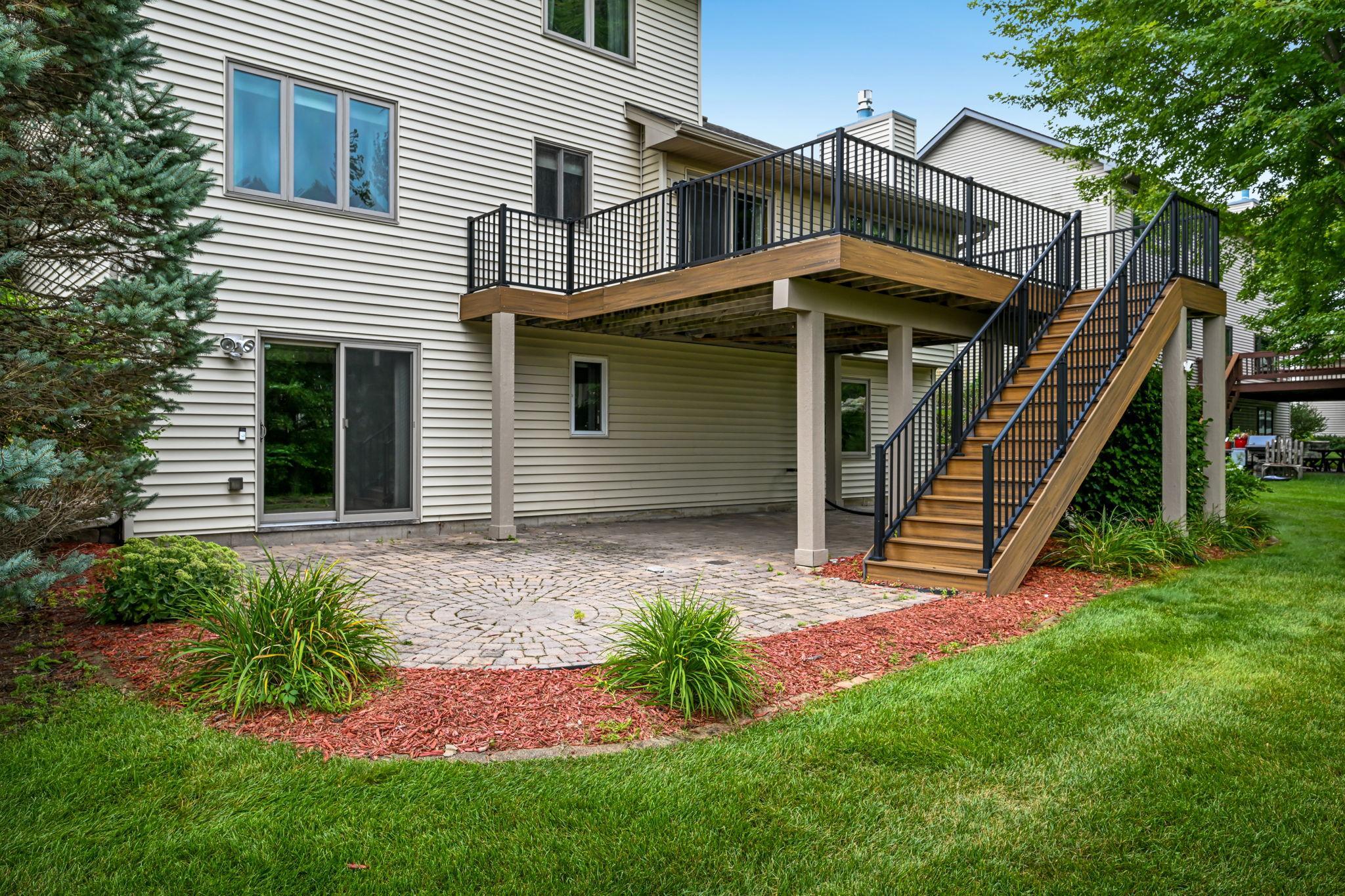main property photo 31