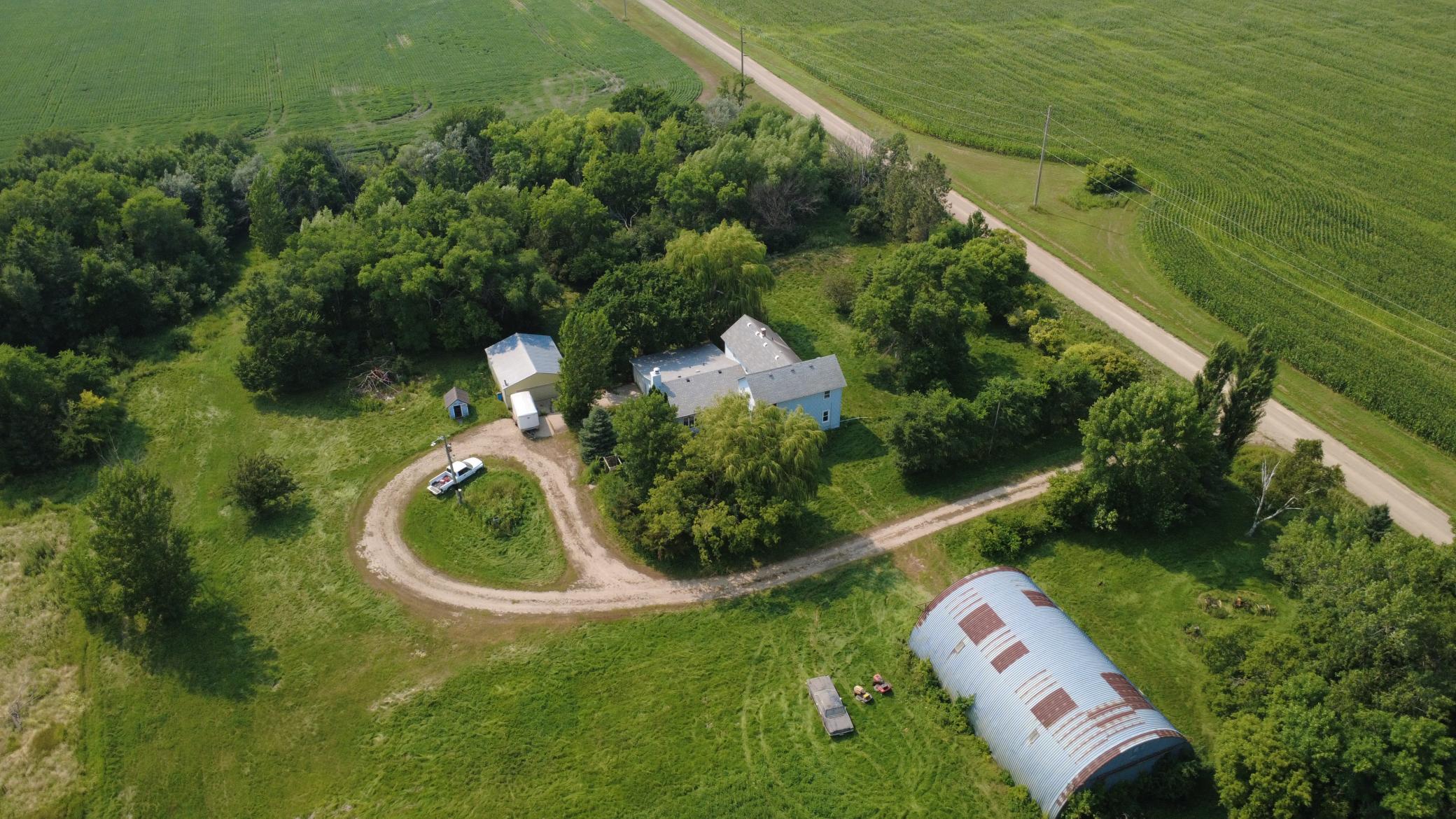 main property photo 32