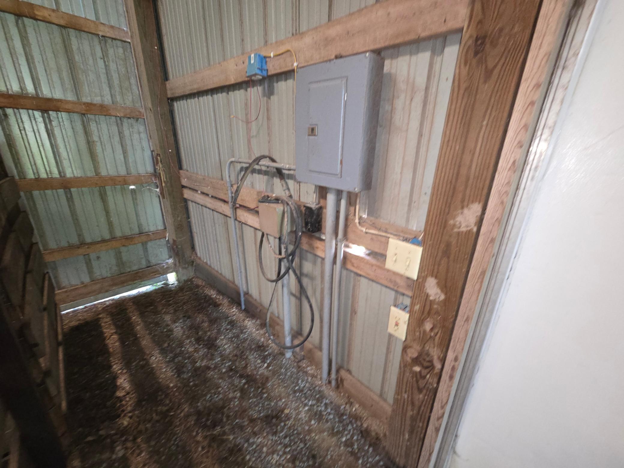 main property photo 35