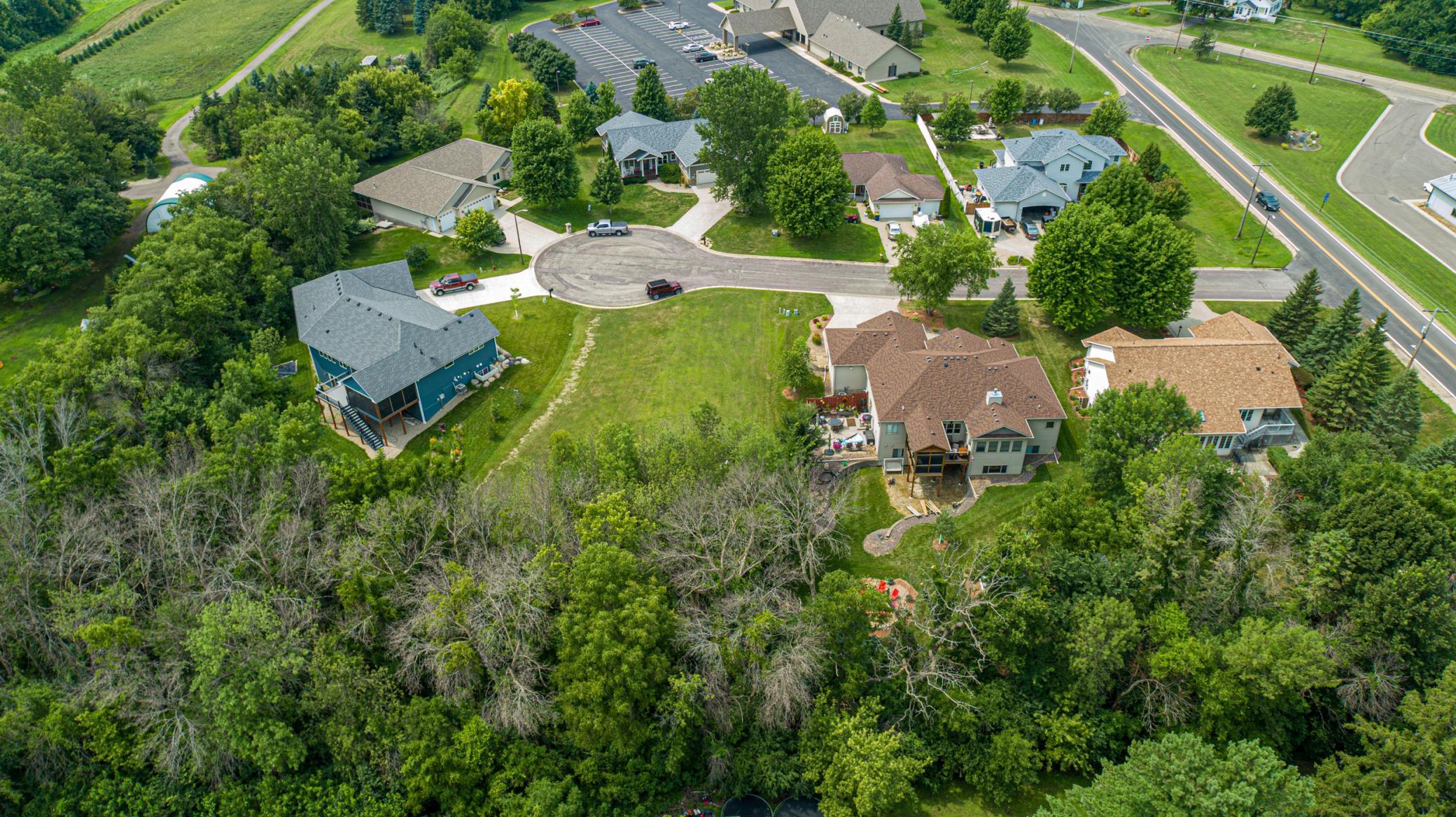 main property photo 7