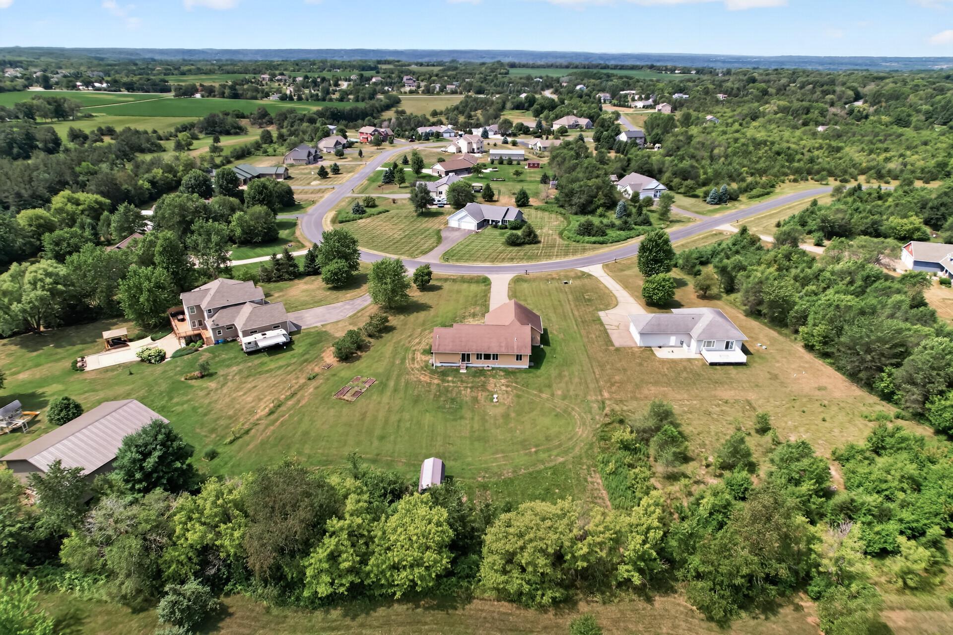 main property photo 30