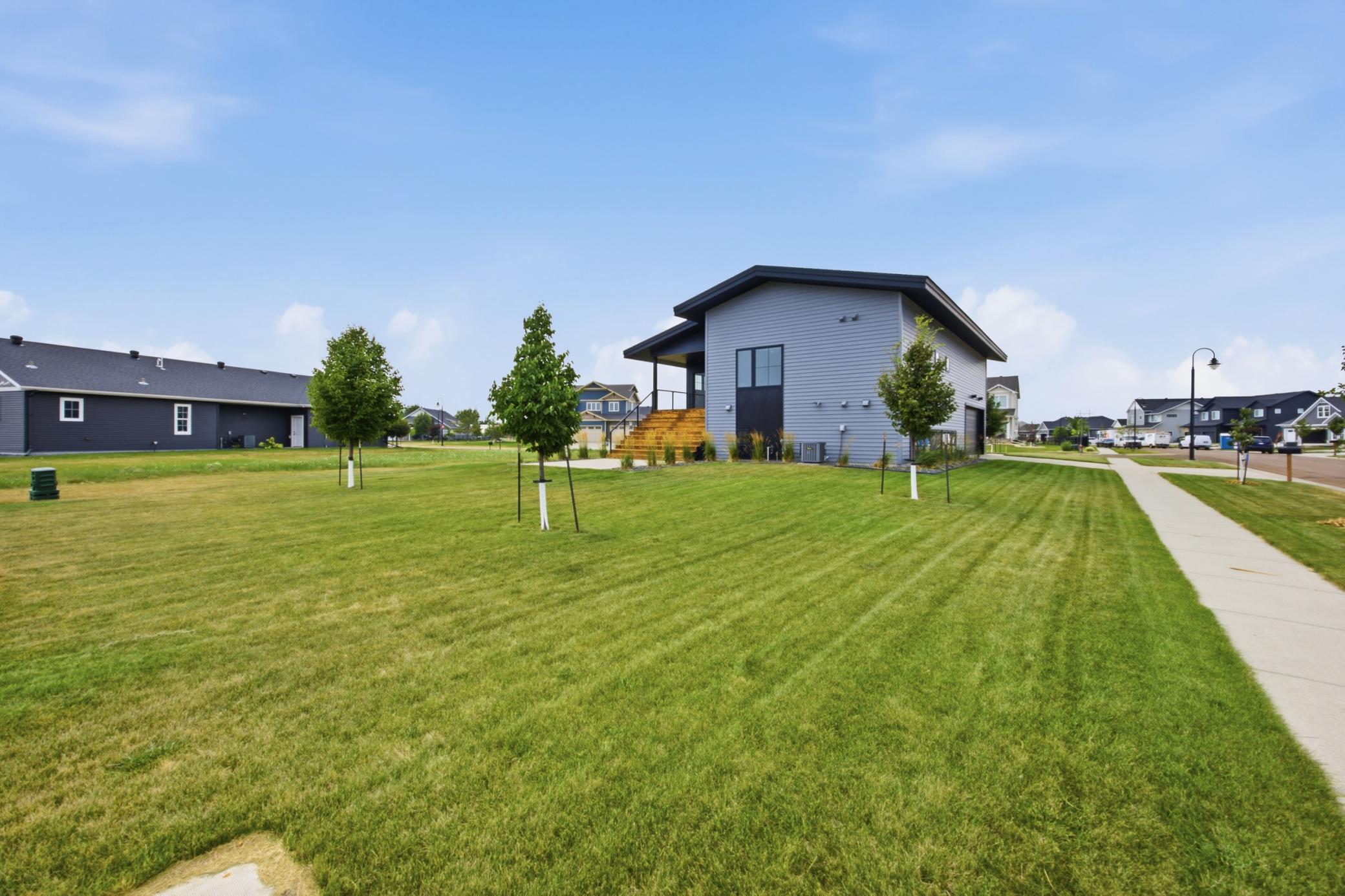 main property photo 41