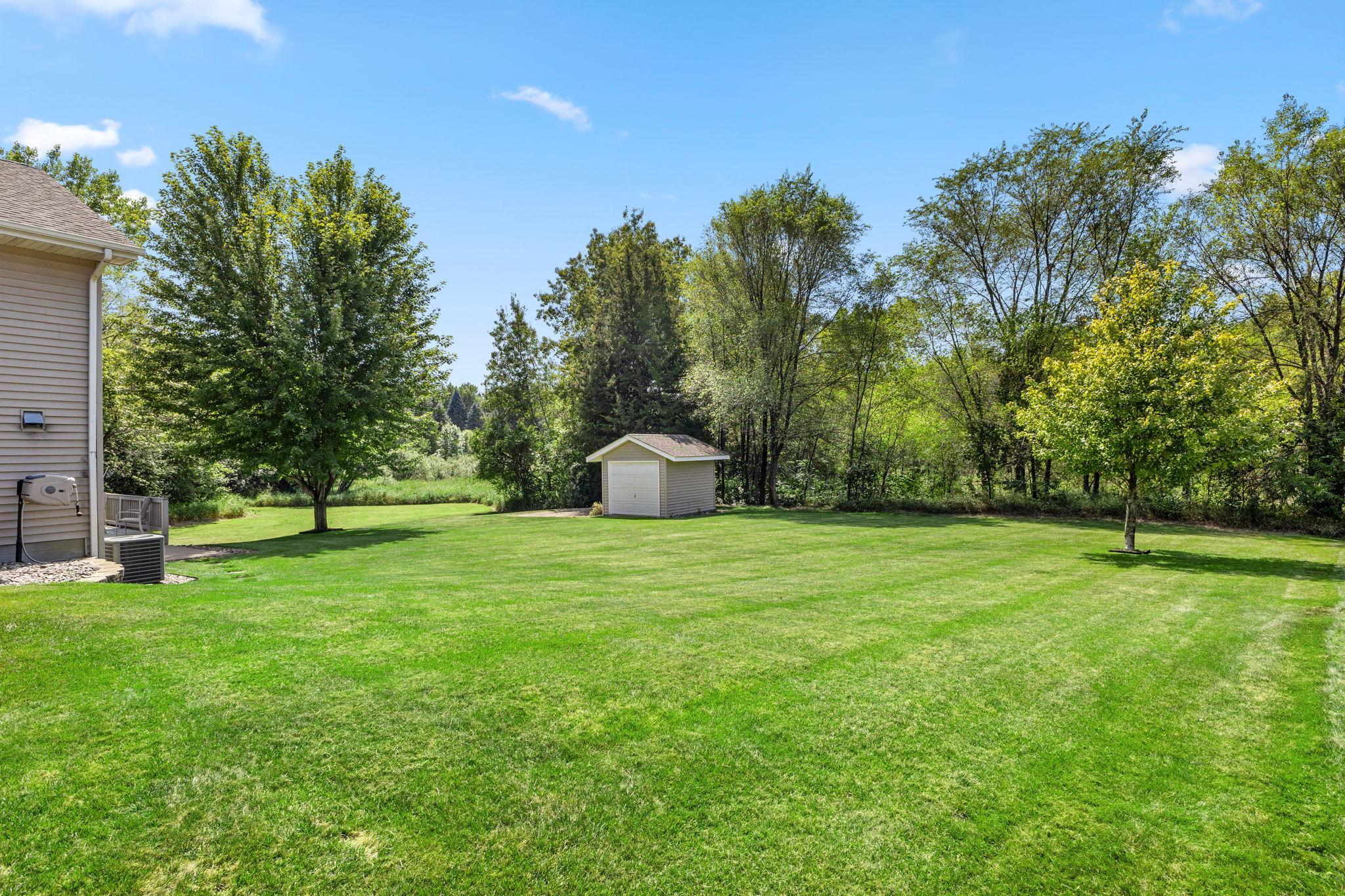 main property photo 40