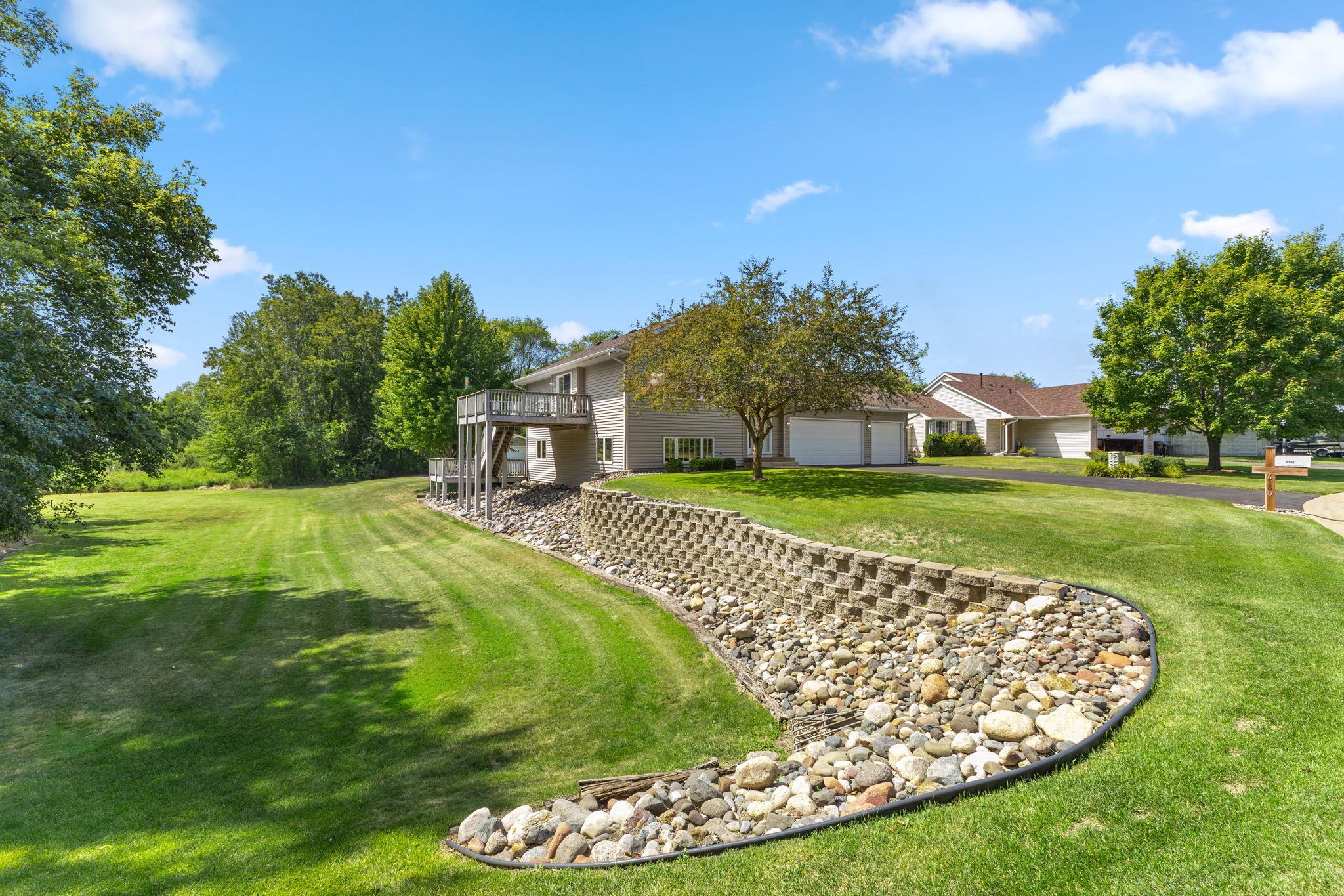 main property photo 41