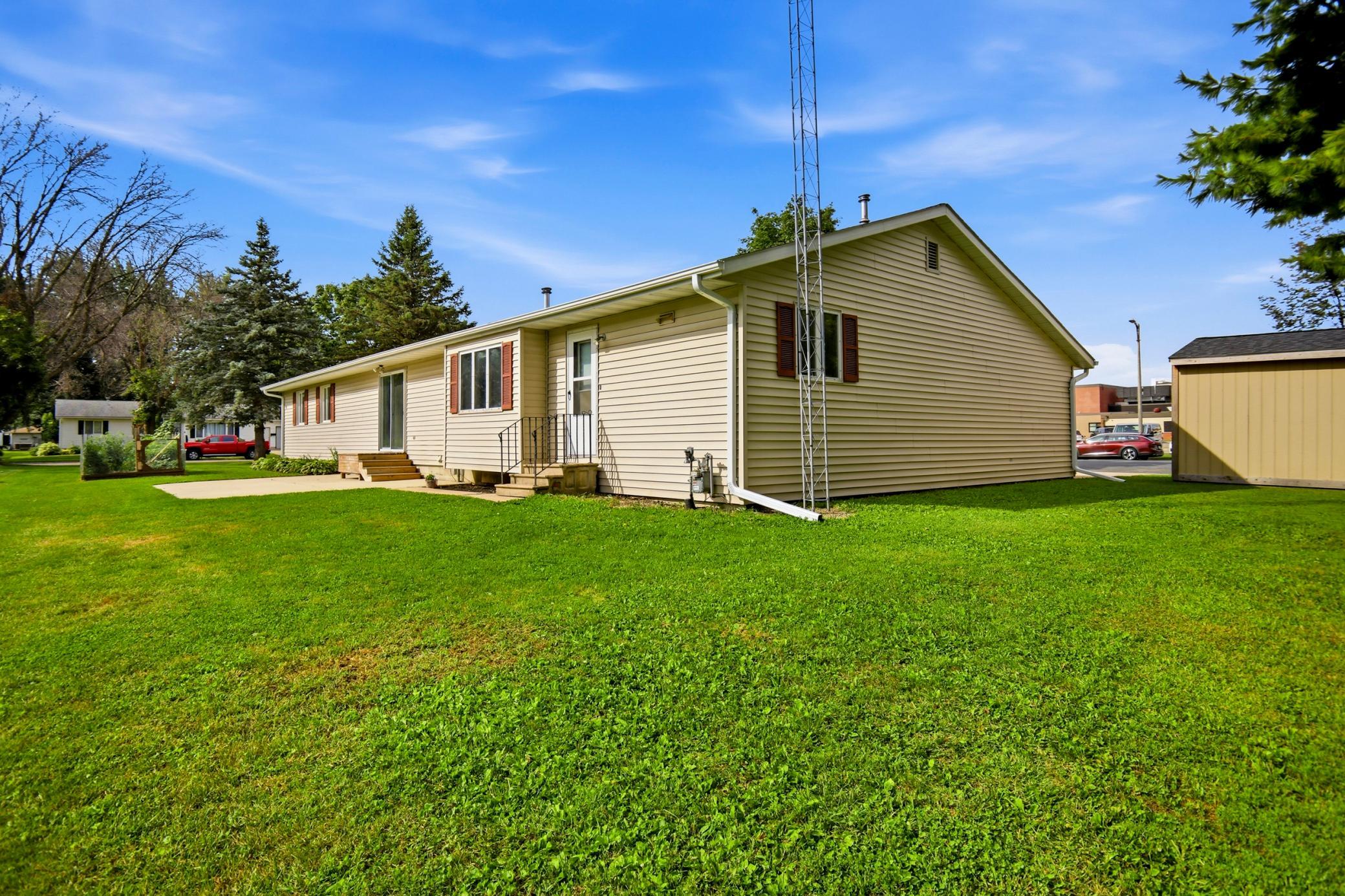 main property photo 39