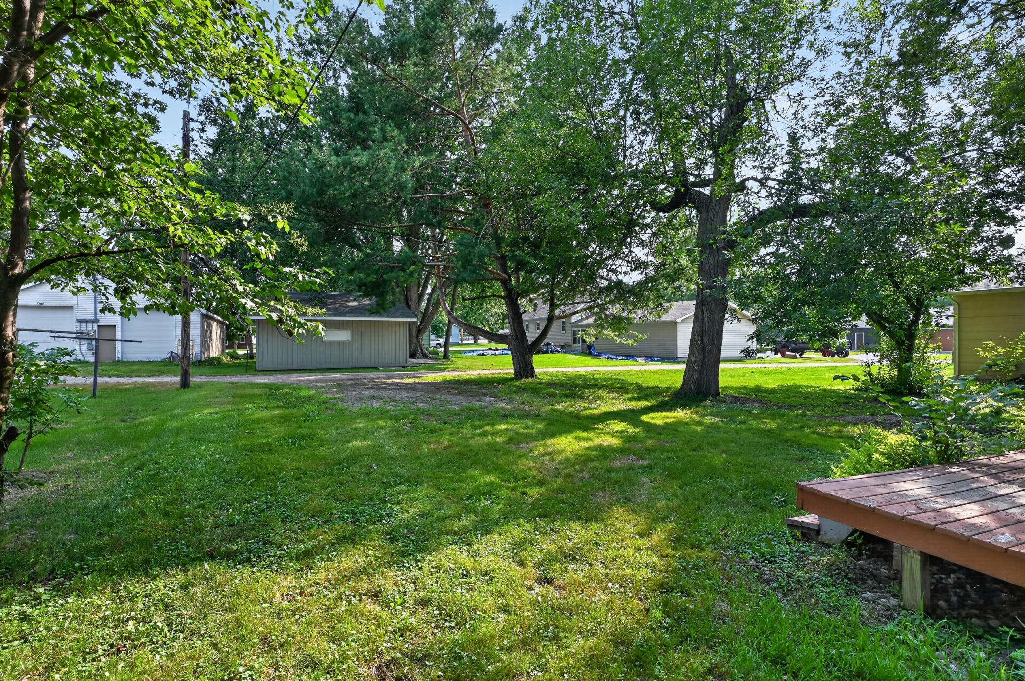 main property photo 13