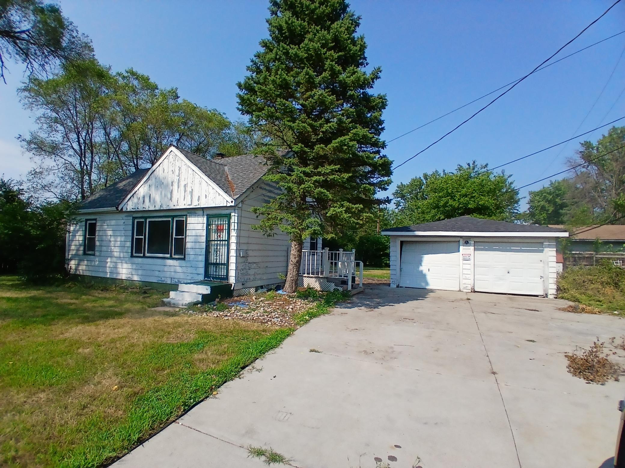 main property photo 42