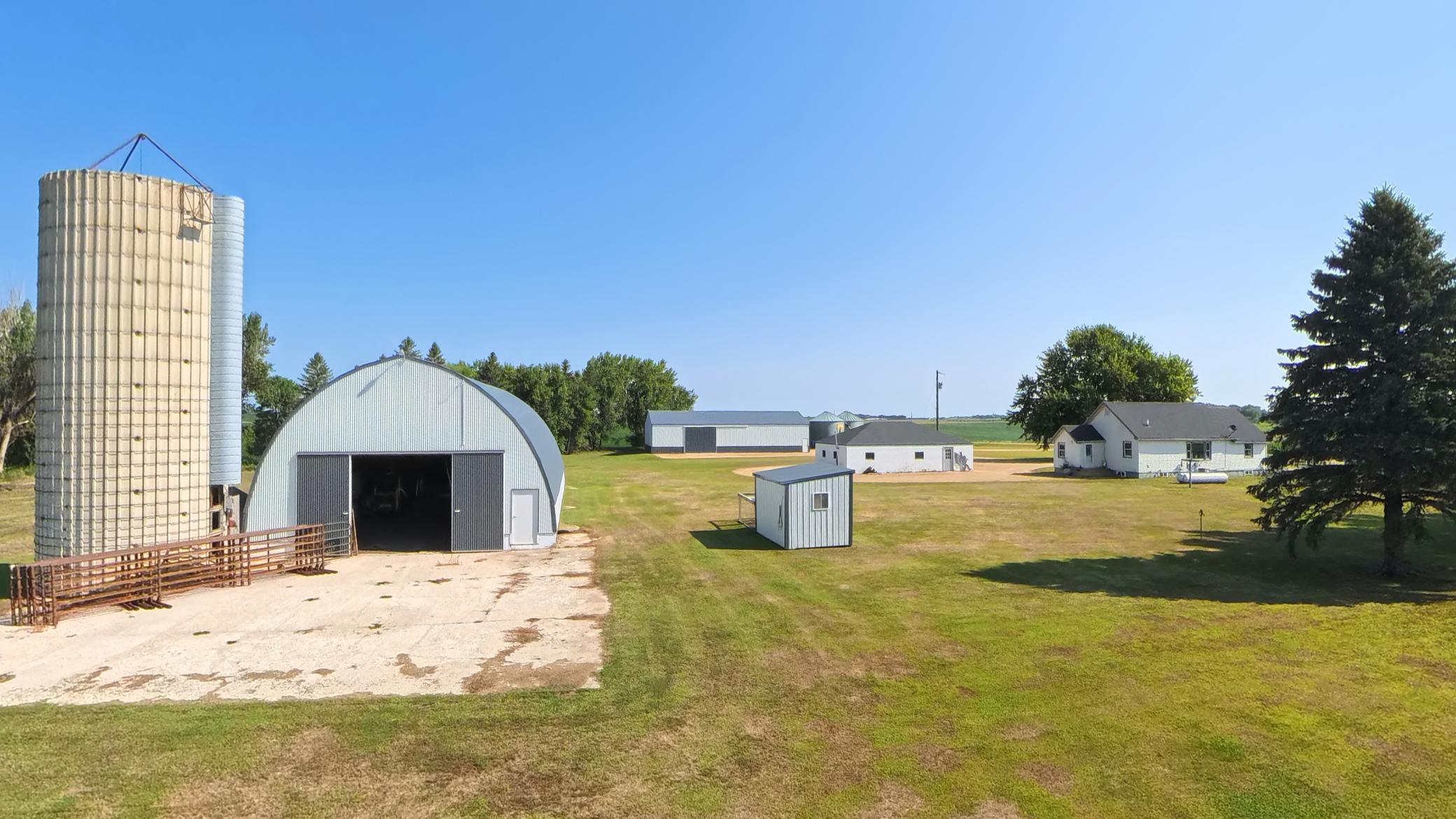 main property photo 42