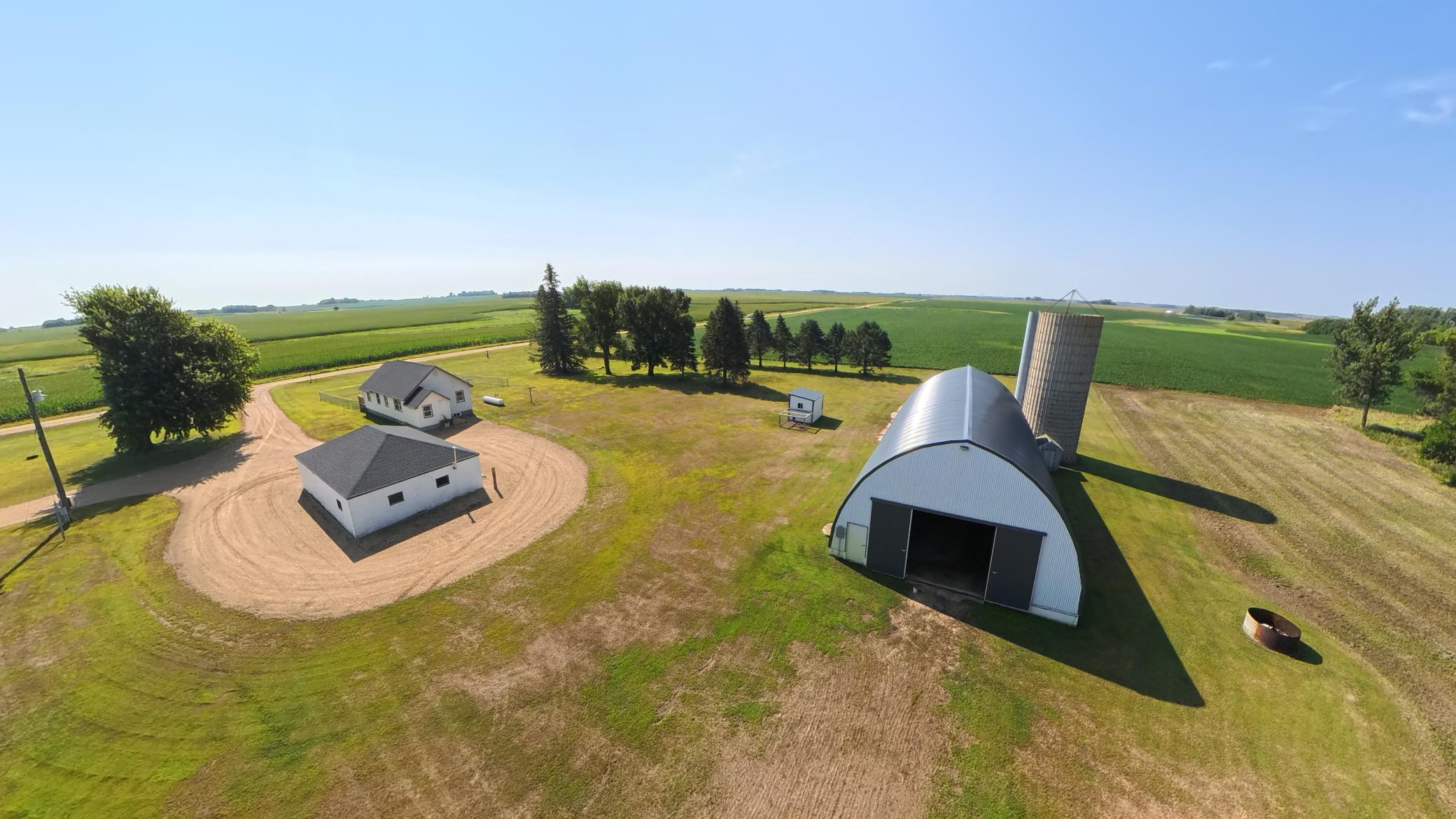 main property photo 44