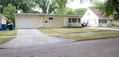 image of property with 3 Bed | 2 Bath | 1,558 Sqft