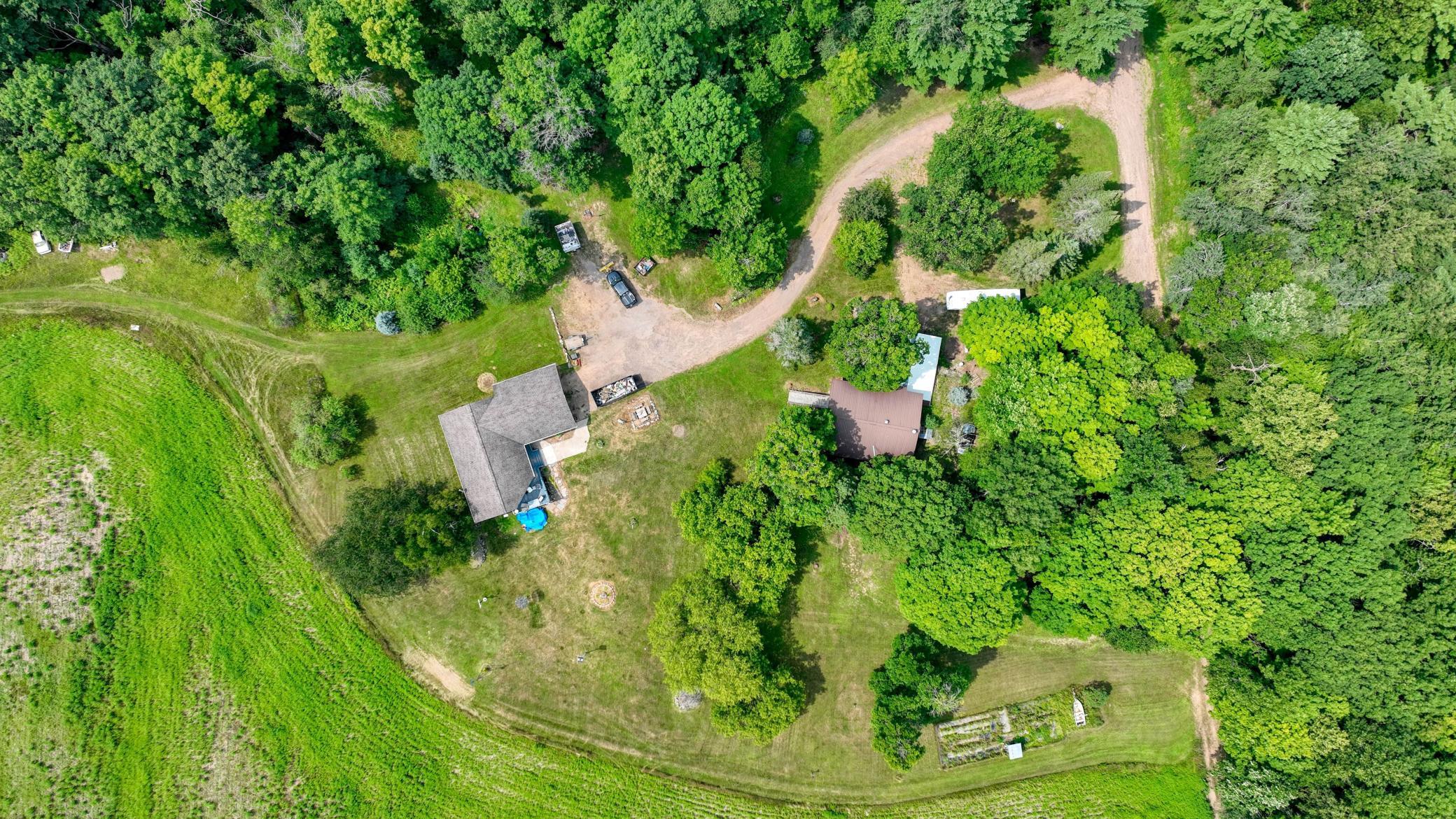 main property photo 27