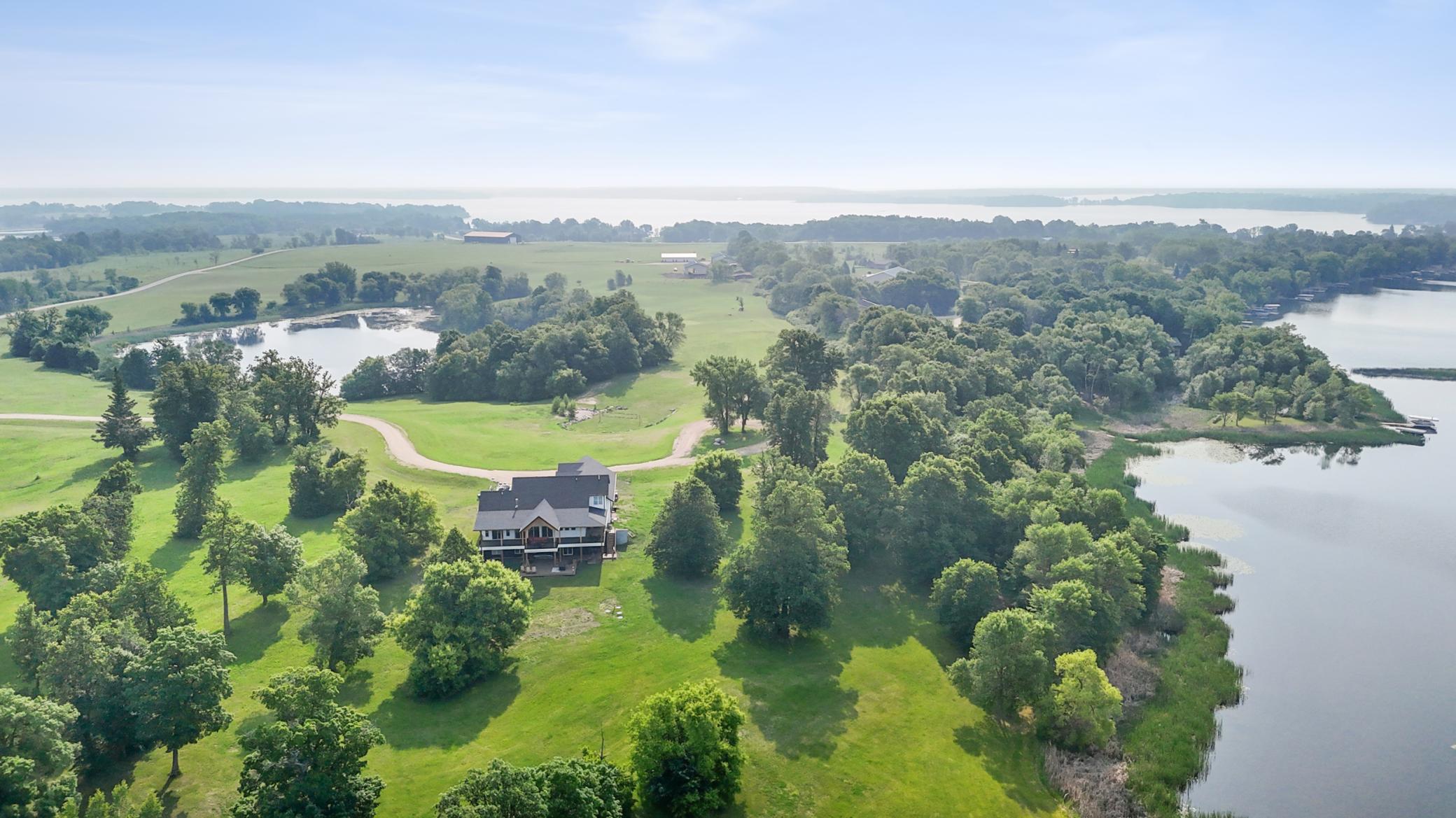 main property photo 30