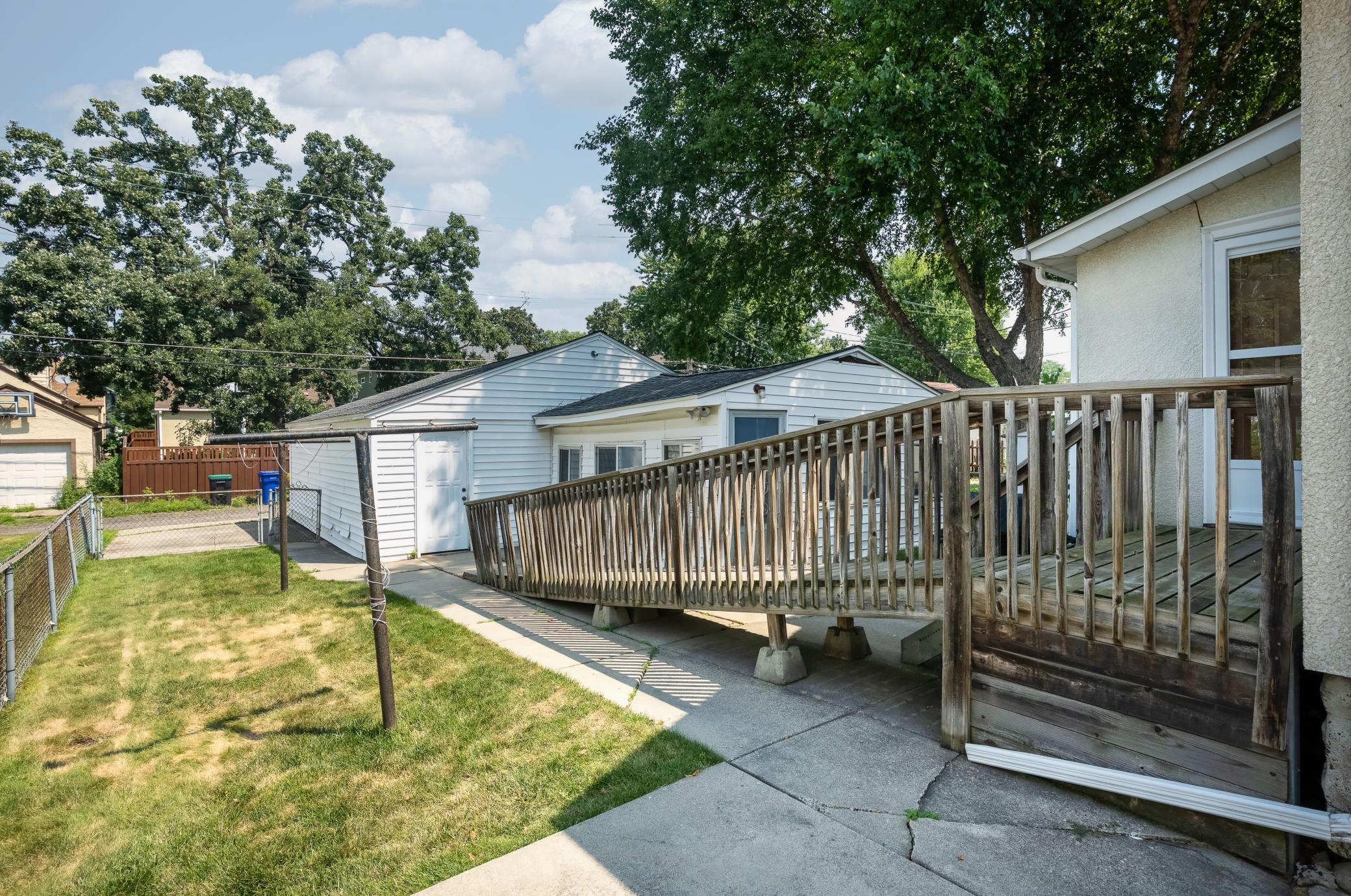 main property photo 38