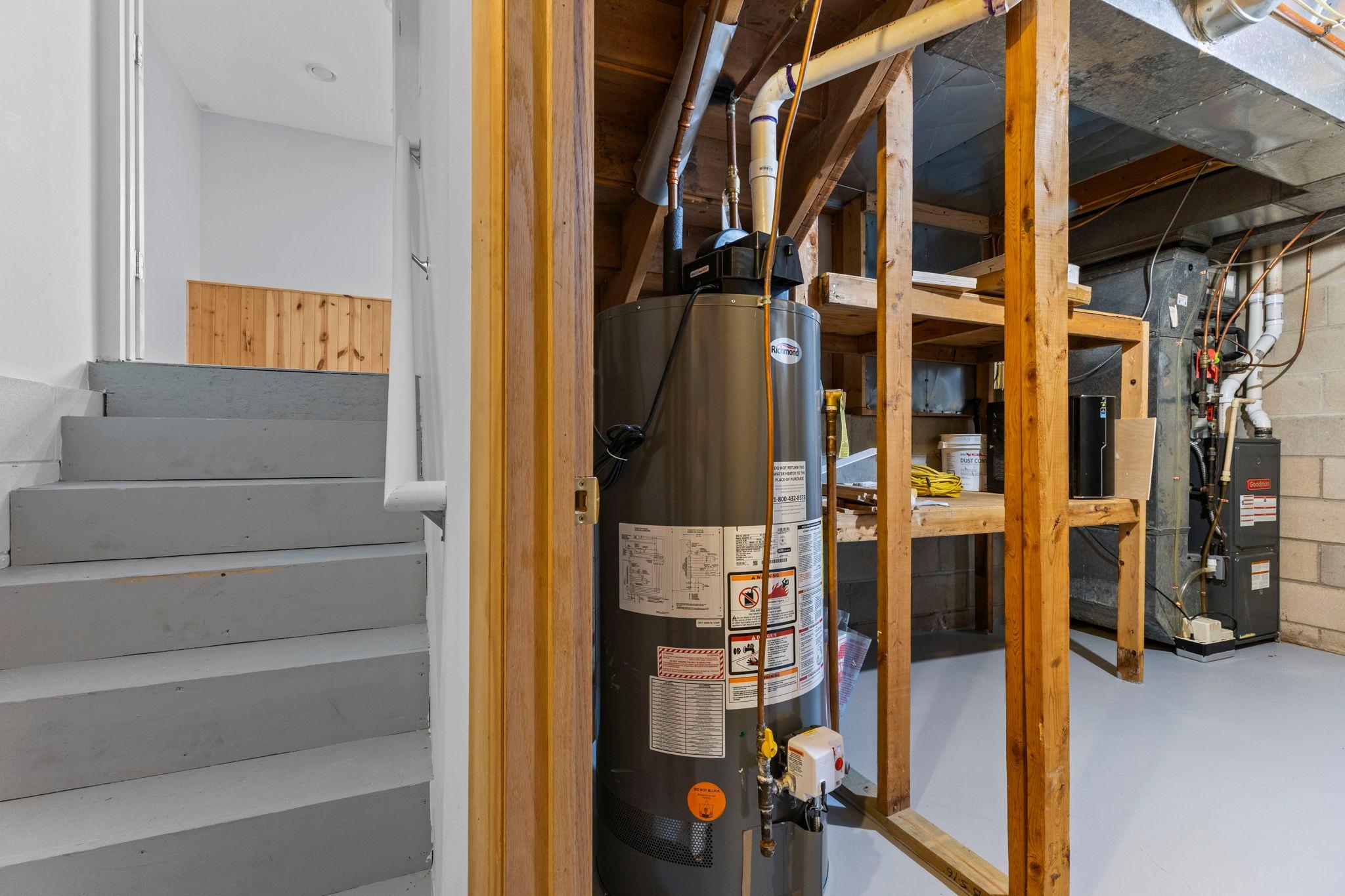 main property photo 40