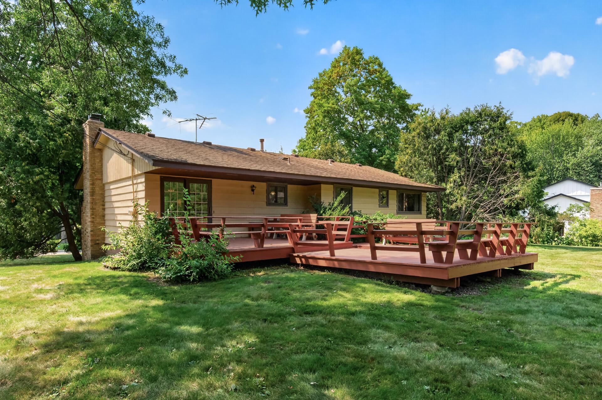 main property photo 32