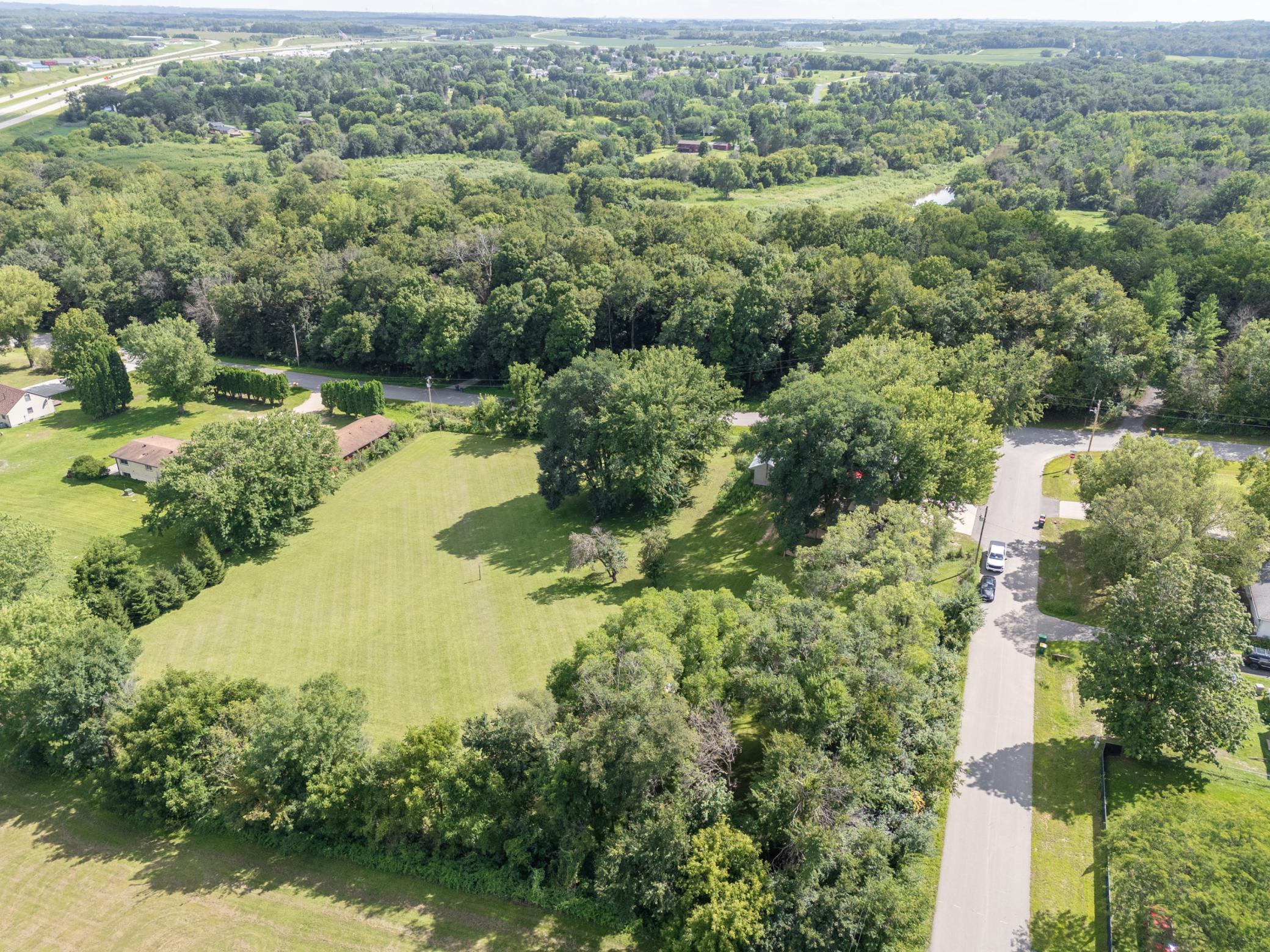 main property photo 17