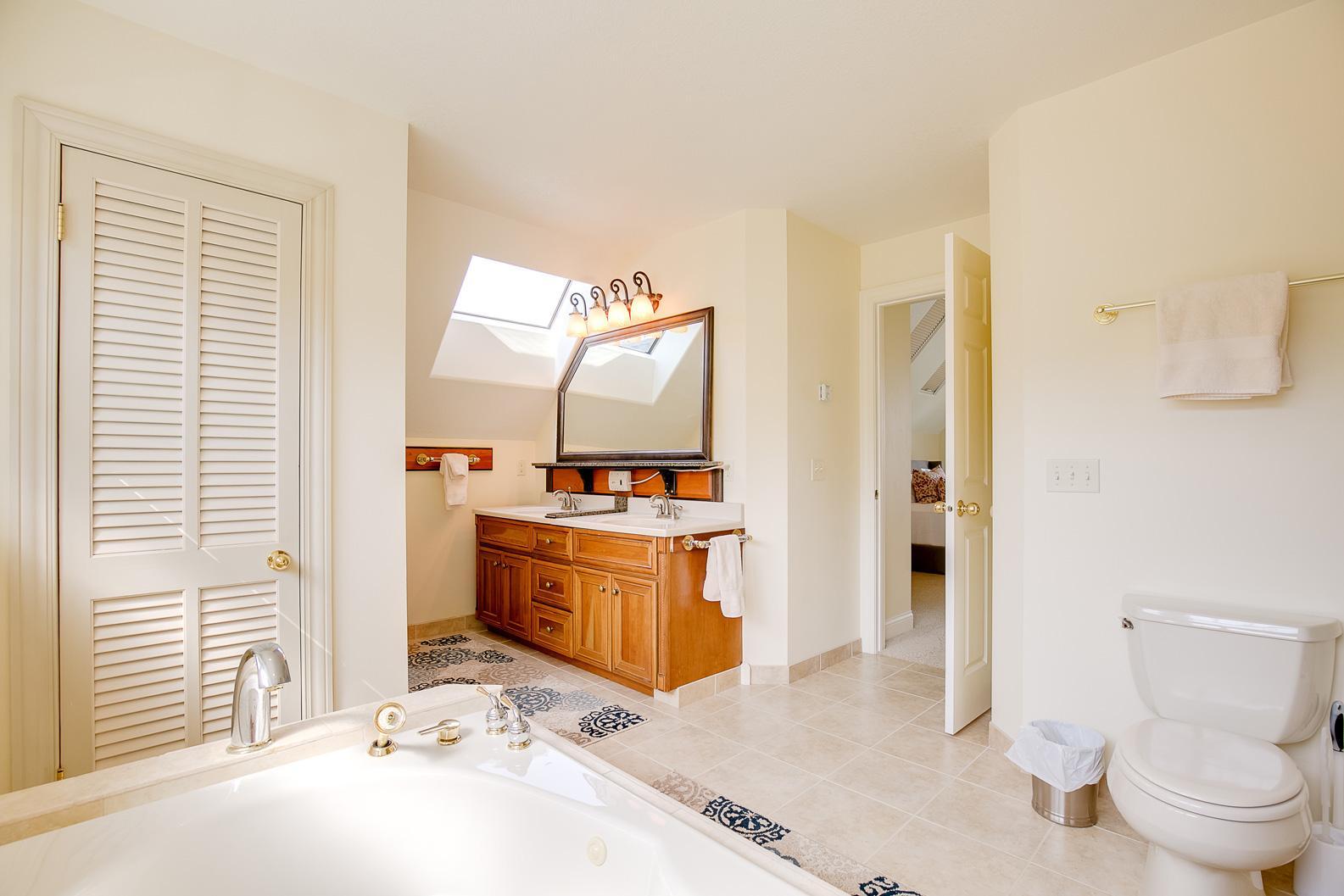 main property photo 77