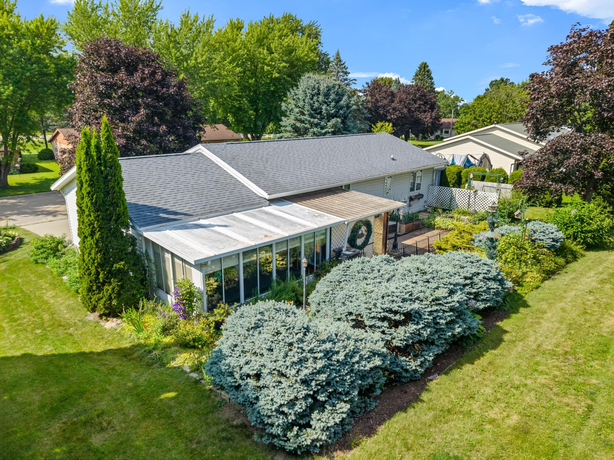 main property photo 21