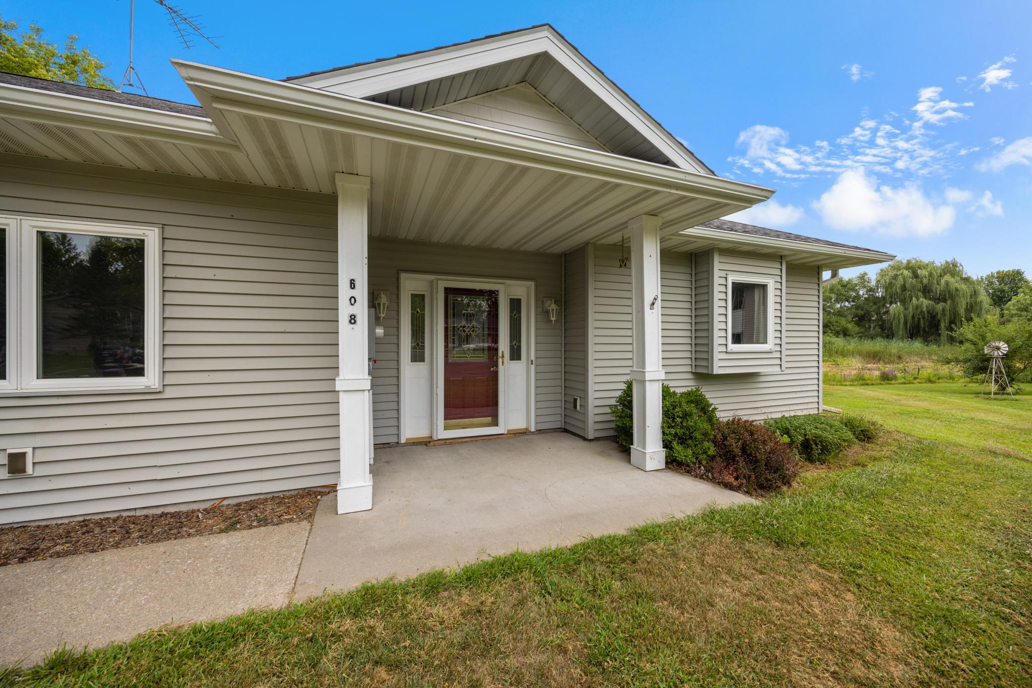 main property photo 35