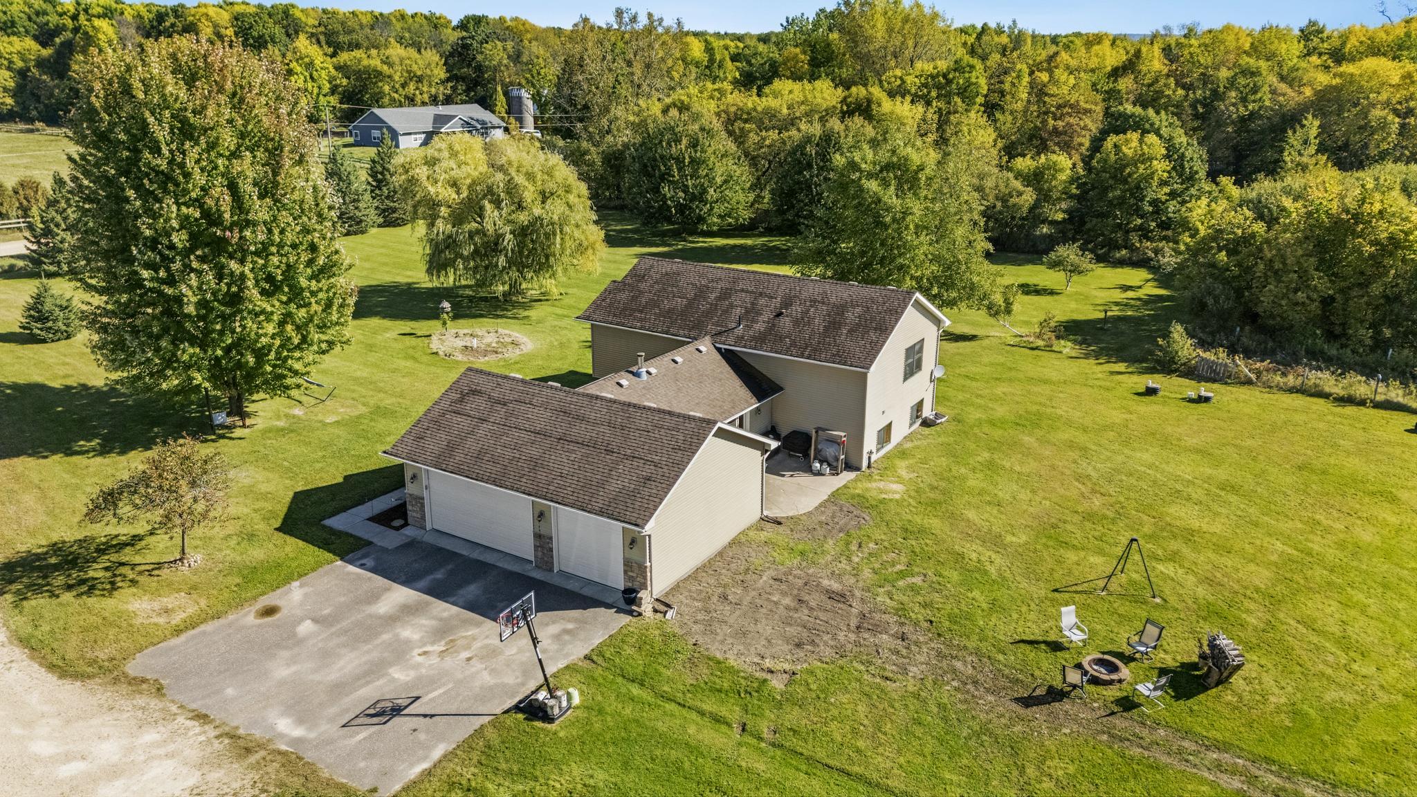 main property photo 54