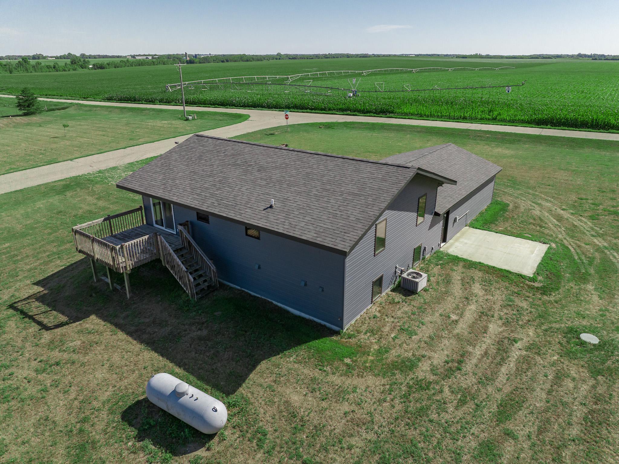 main property photo 50