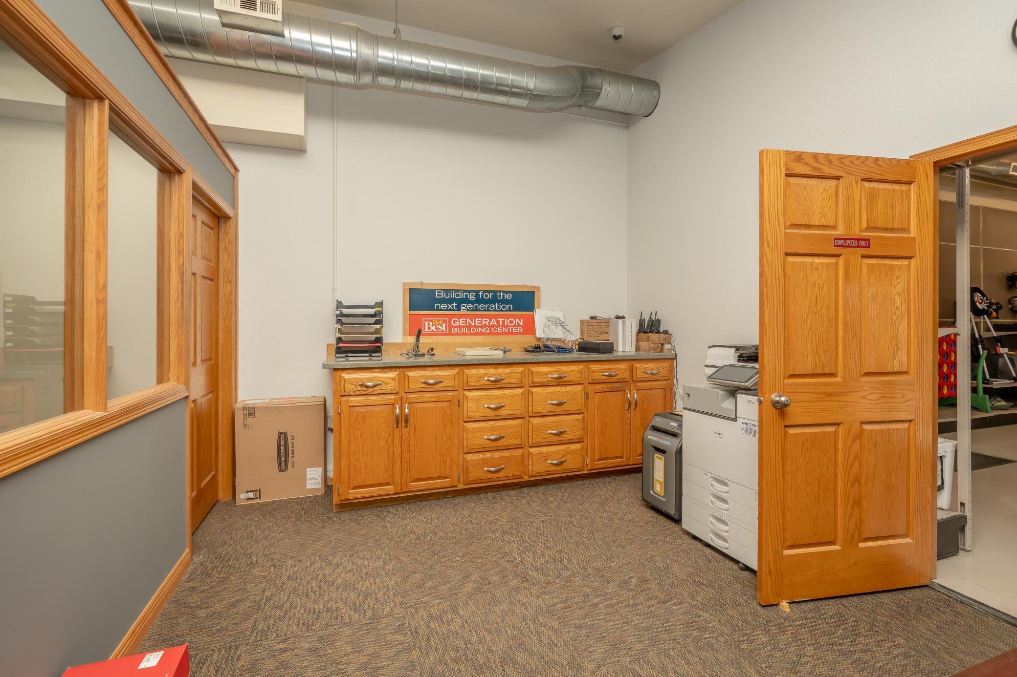 main property photo 37