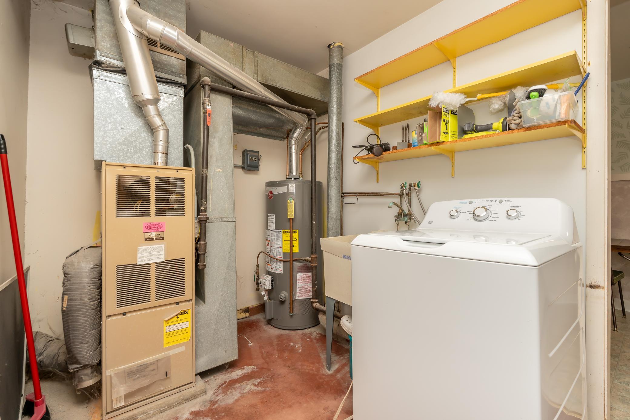 main property photo 15