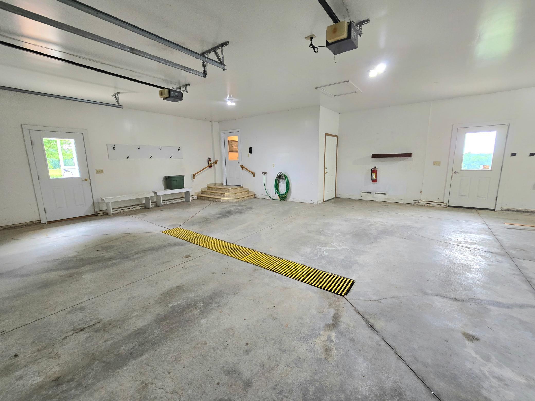 main property photo 47
