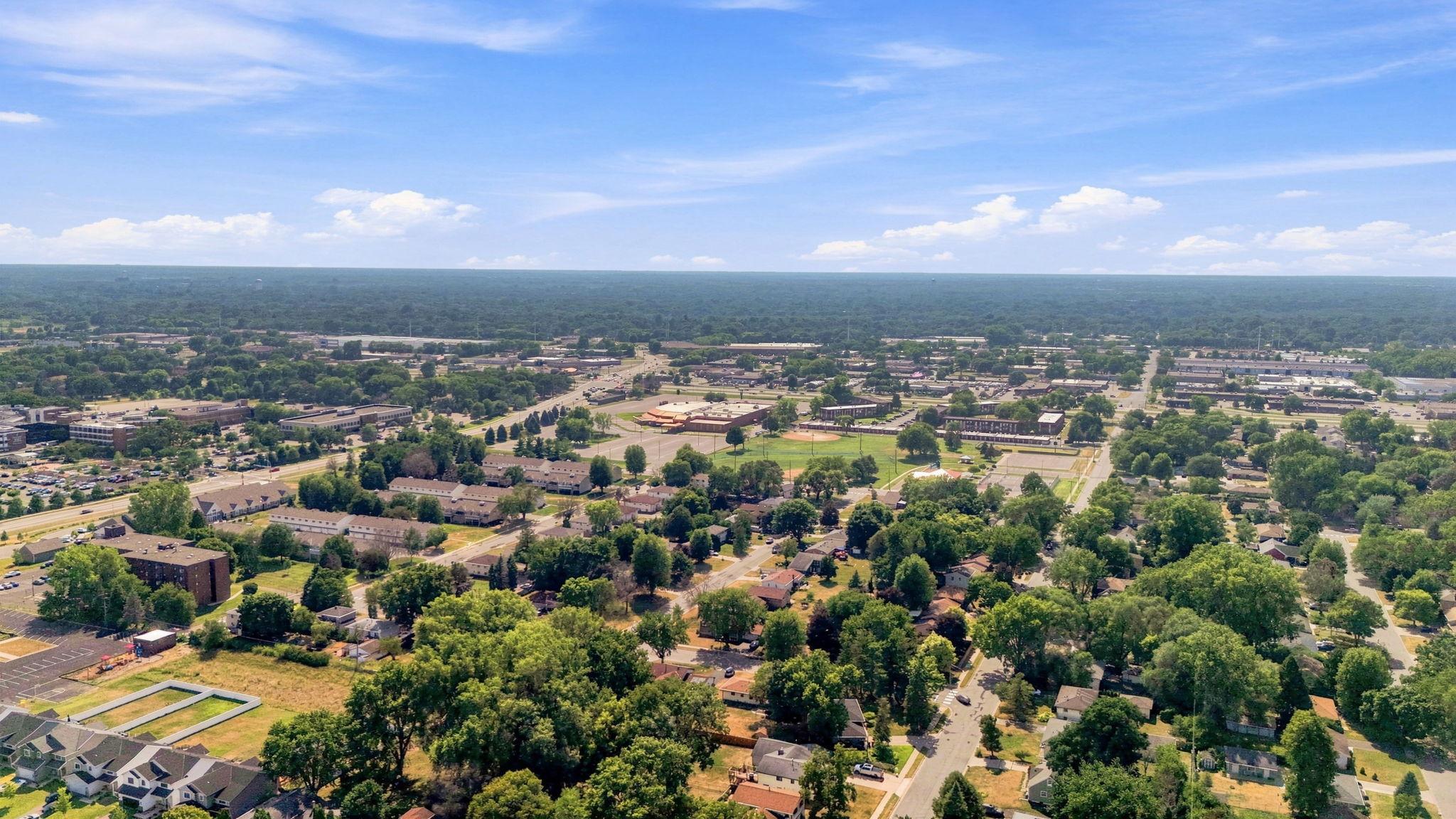 main property photo 40