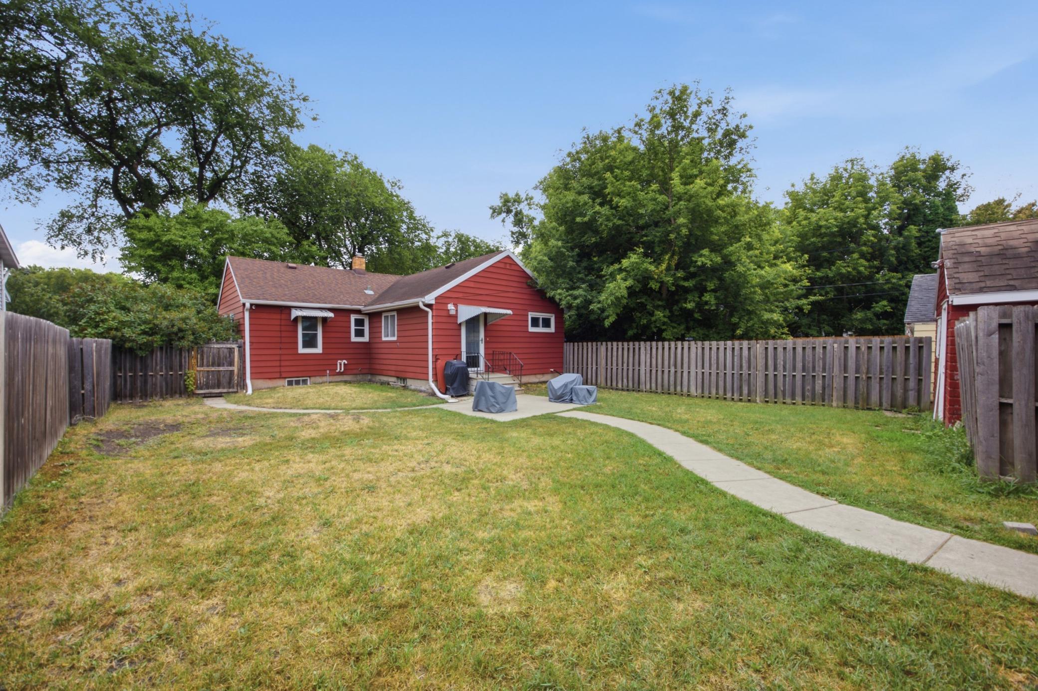 main property photo 21