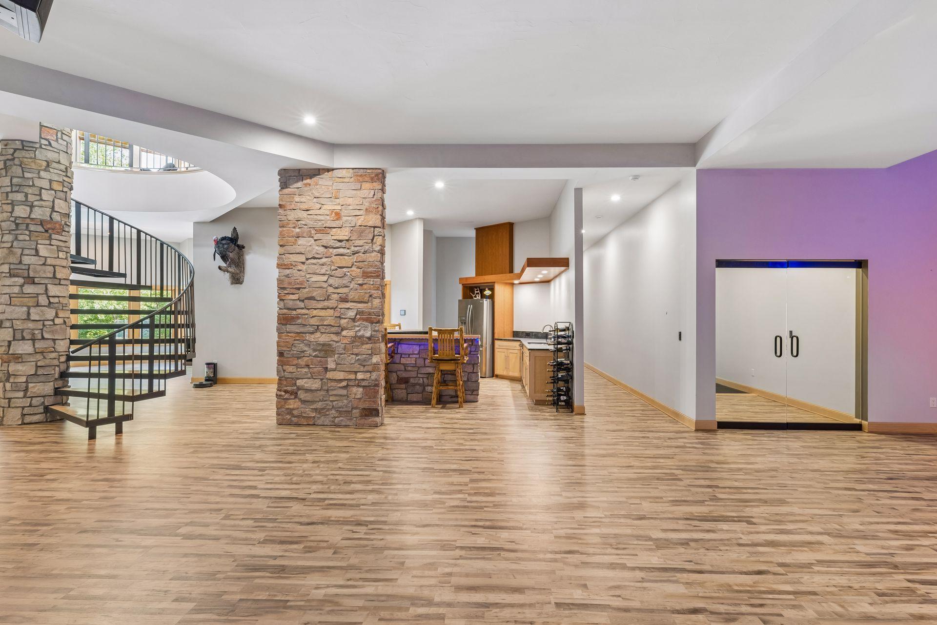 main property photo 109