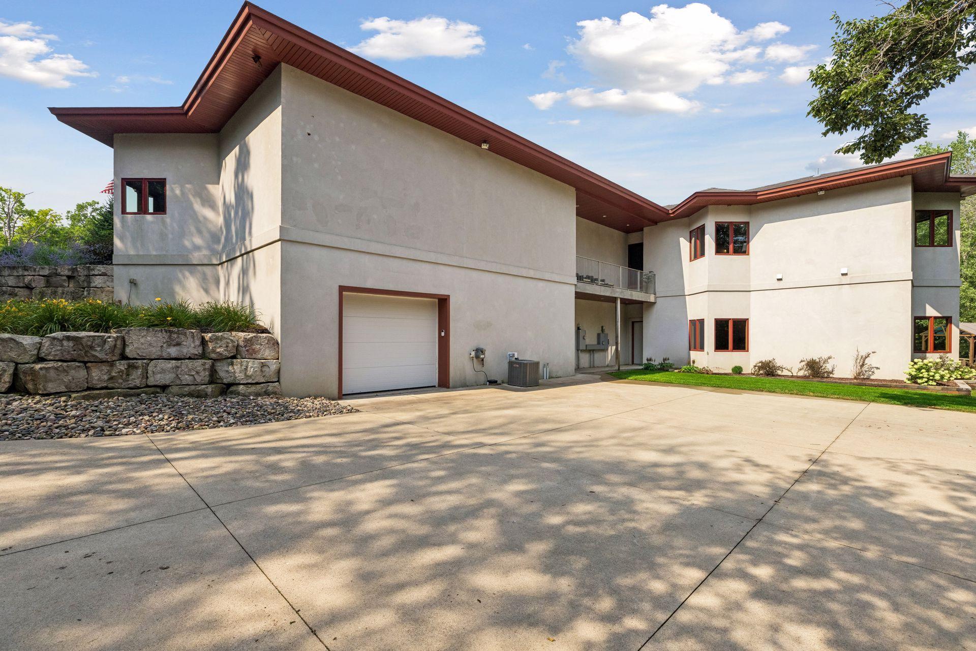 main property photo 160