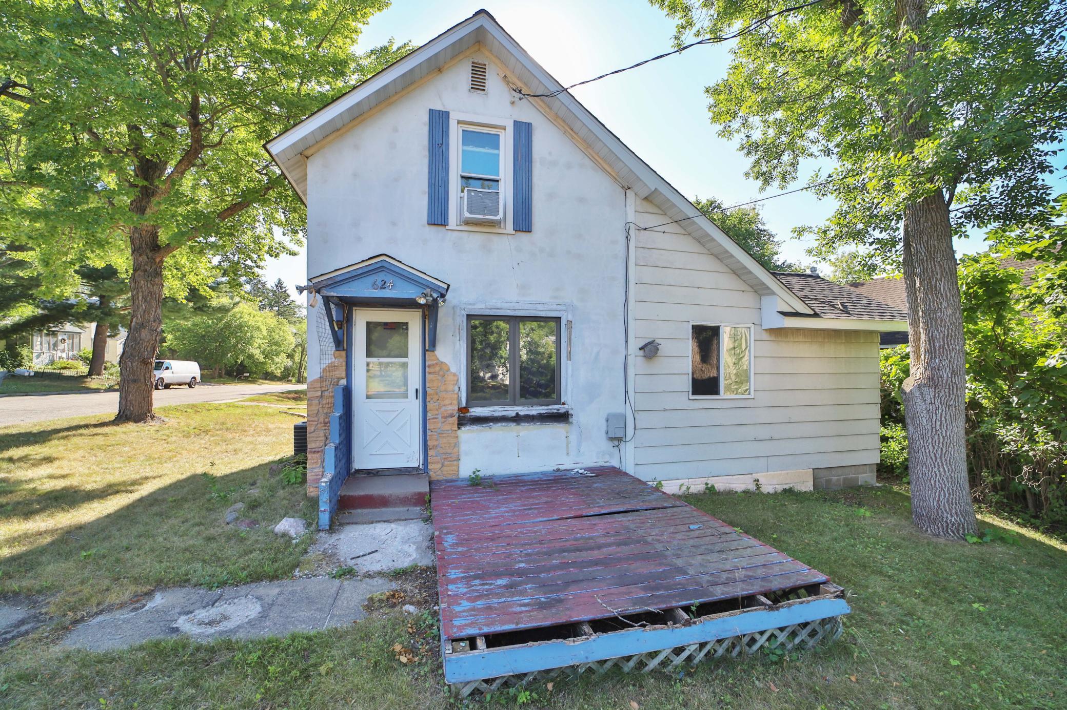 main property photo 23
