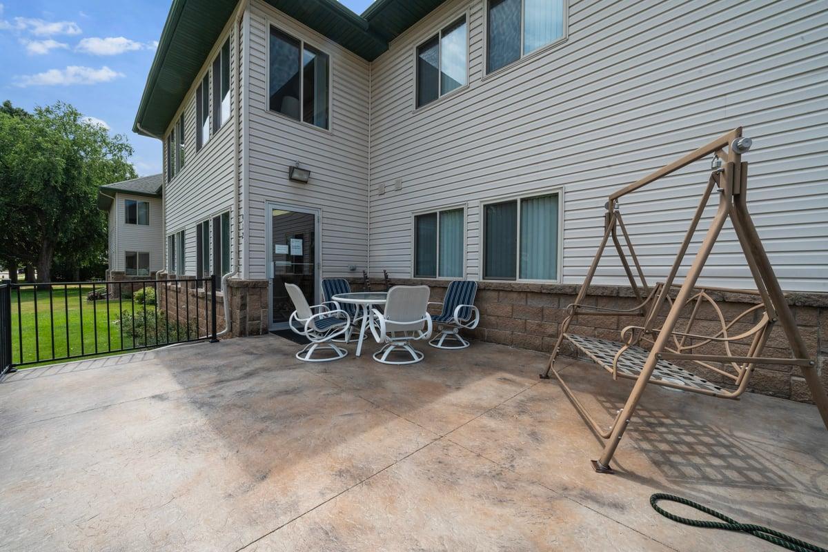 main property photo 2
