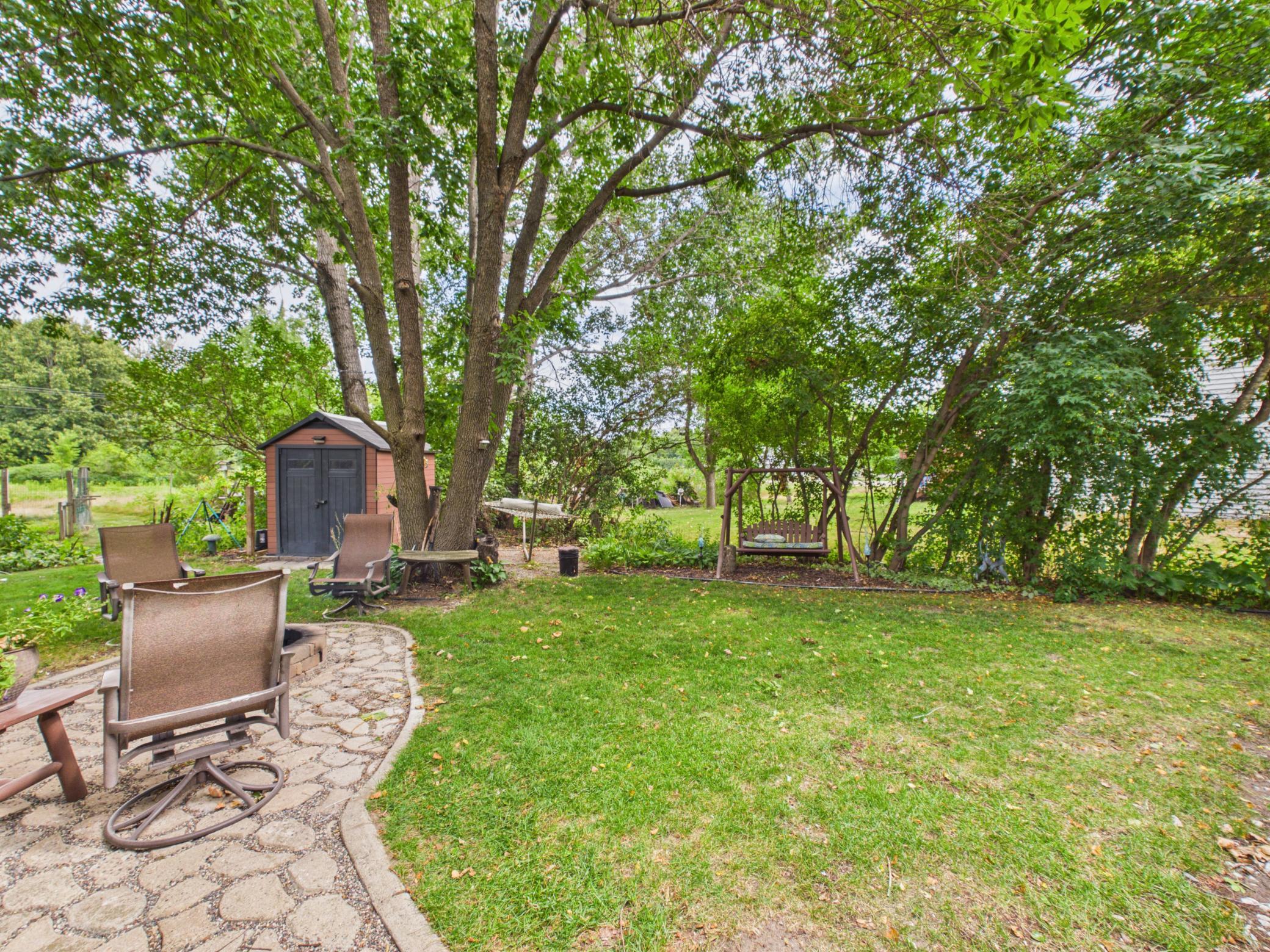 main property photo 32