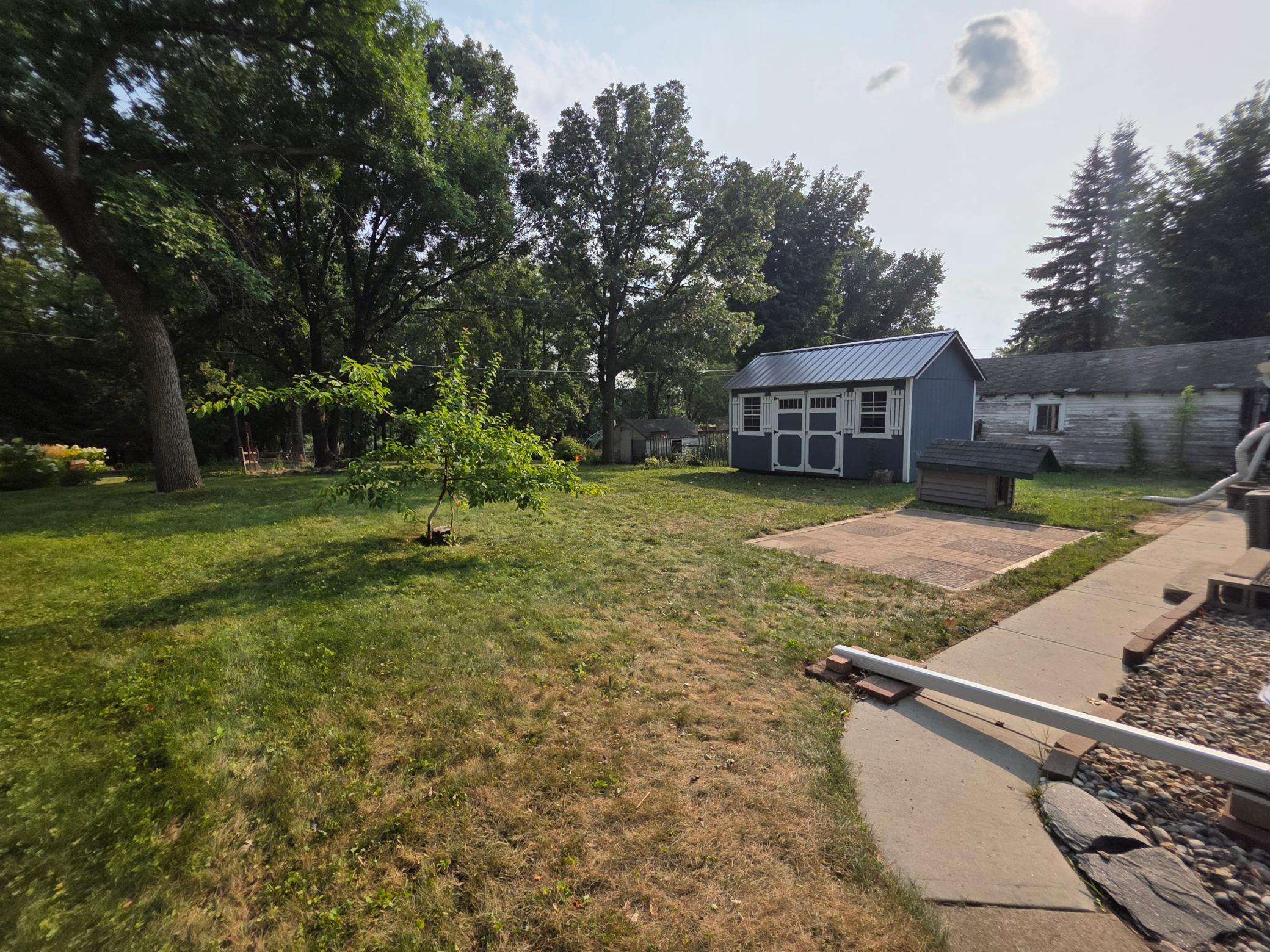 main property photo 33