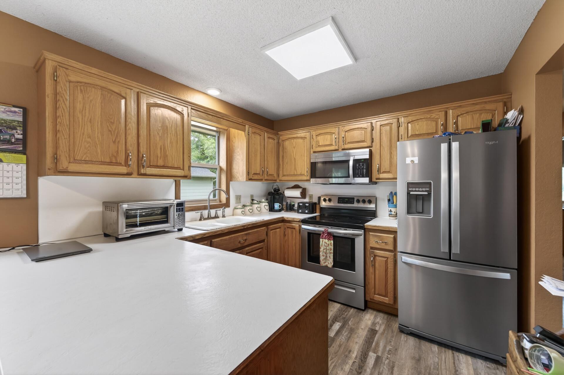 main property photo 3