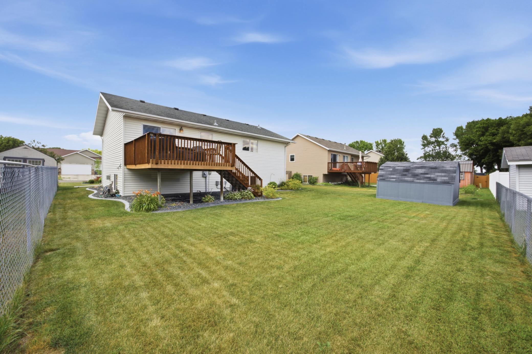 main property photo 27